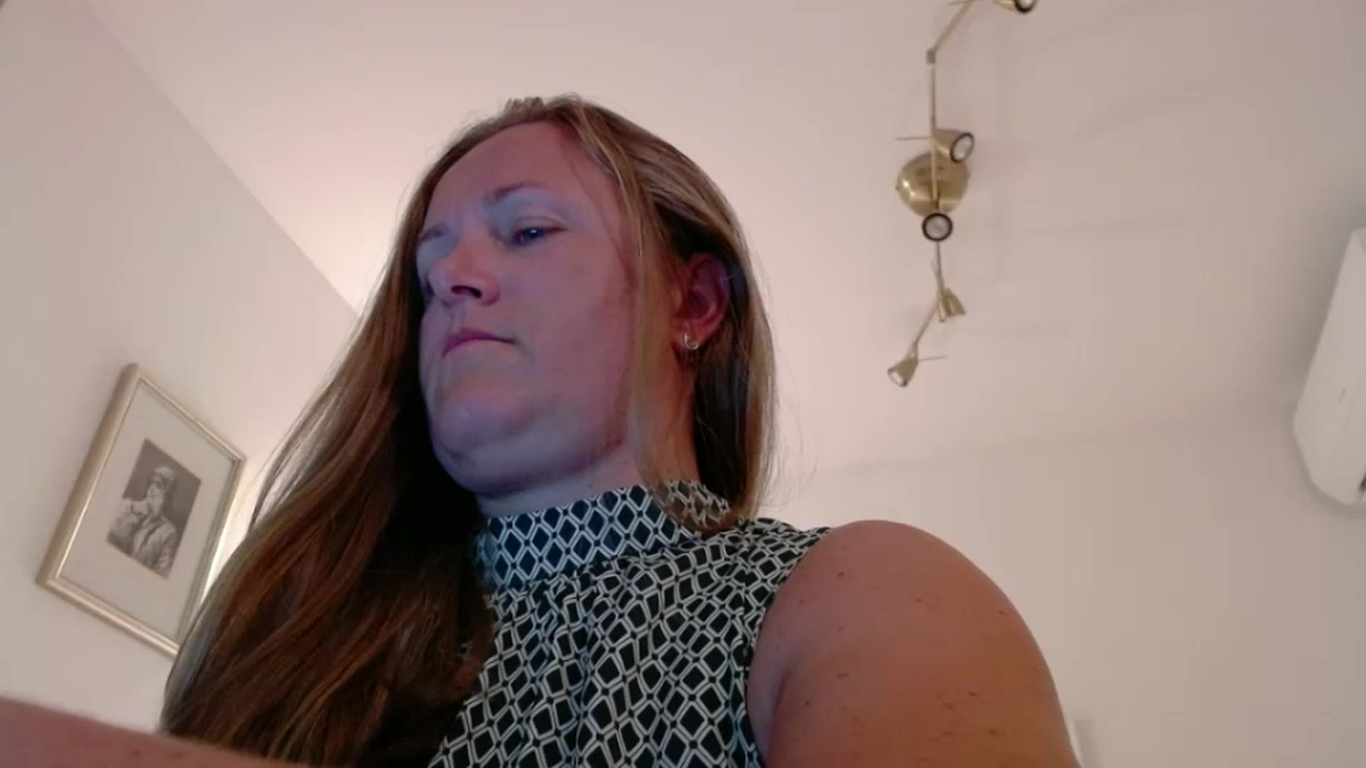 Gallery image thumbnail from JustLily's myfreecams stream on, 08/18/2025, 22:17 image 8 of 20