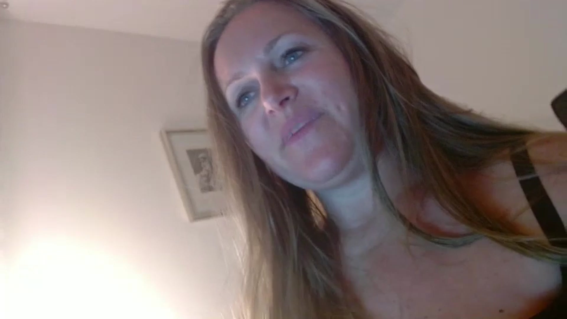 Gallery image thumbnail from JustLily's myfreecams stream on, 08/25/2025, 23:26 image 17 of 20