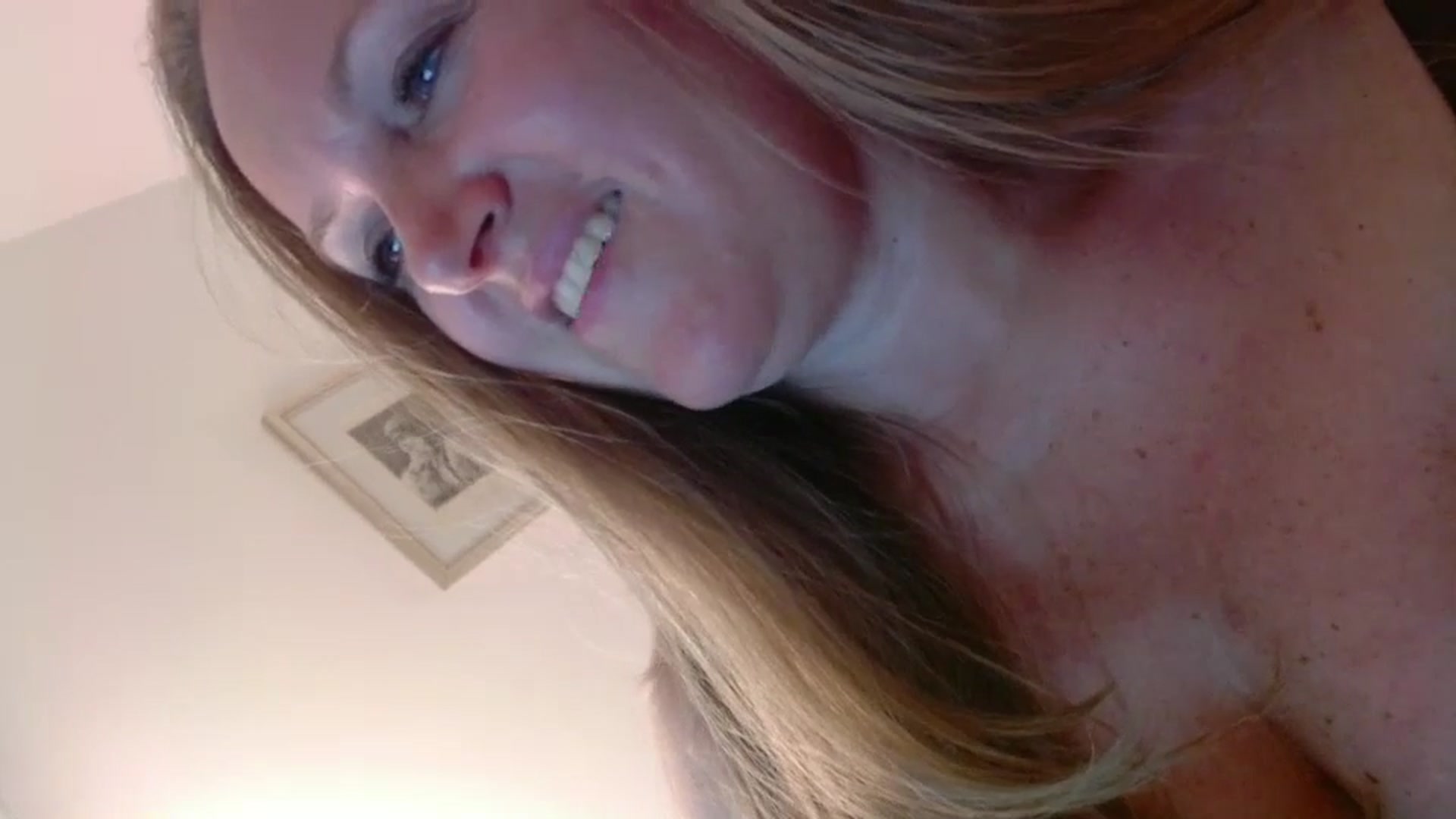 Gallery image thumbnail from JustLily's myfreecams stream on, 08/25/2025, 23:26 image 18 of 20