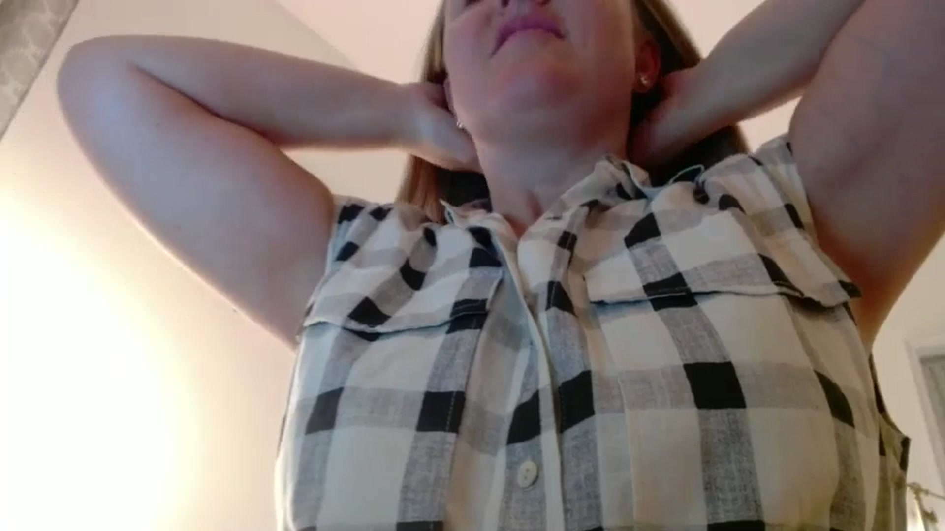 Gallery image thumbnail from JustLily's myfreecams stream on, 08/30/2025, 24:14 image 2 of 20