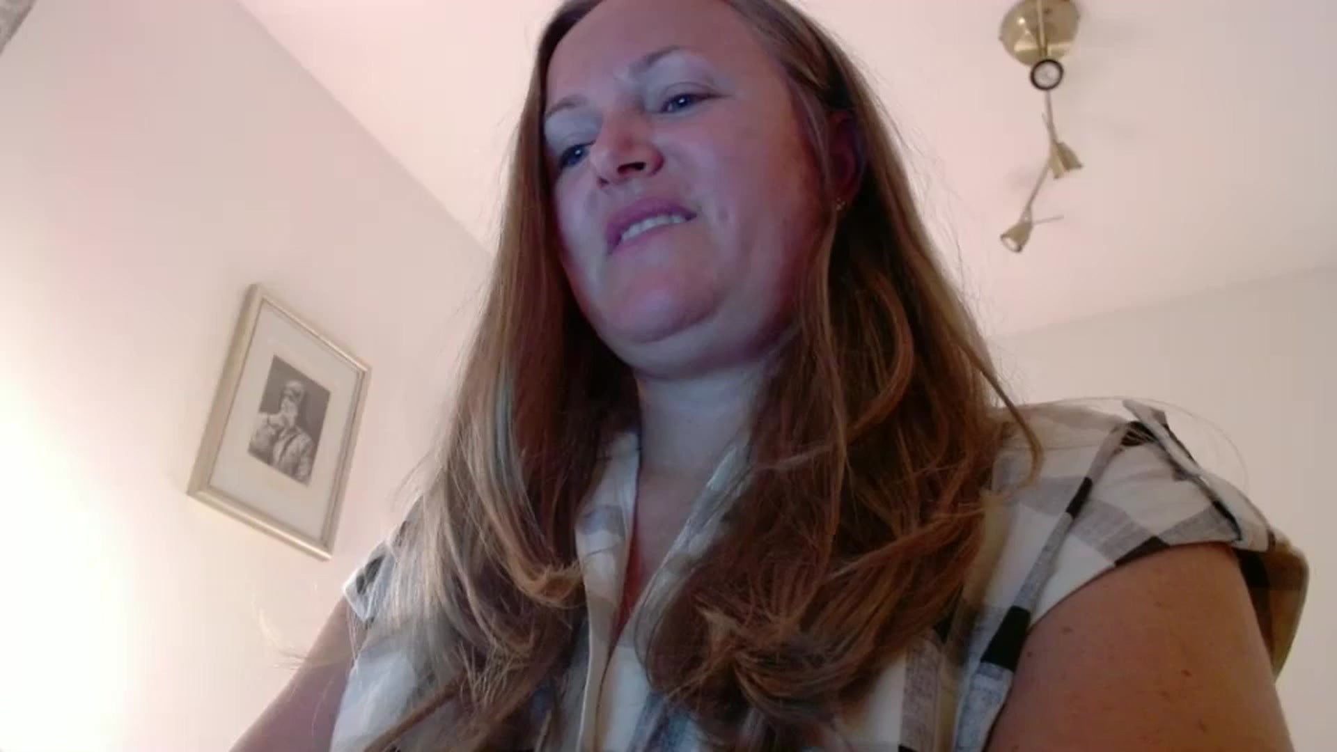 Gallery image thumbnail from JustLily's myfreecams stream on, 08/30/2025, 24:14 image 1 of 20