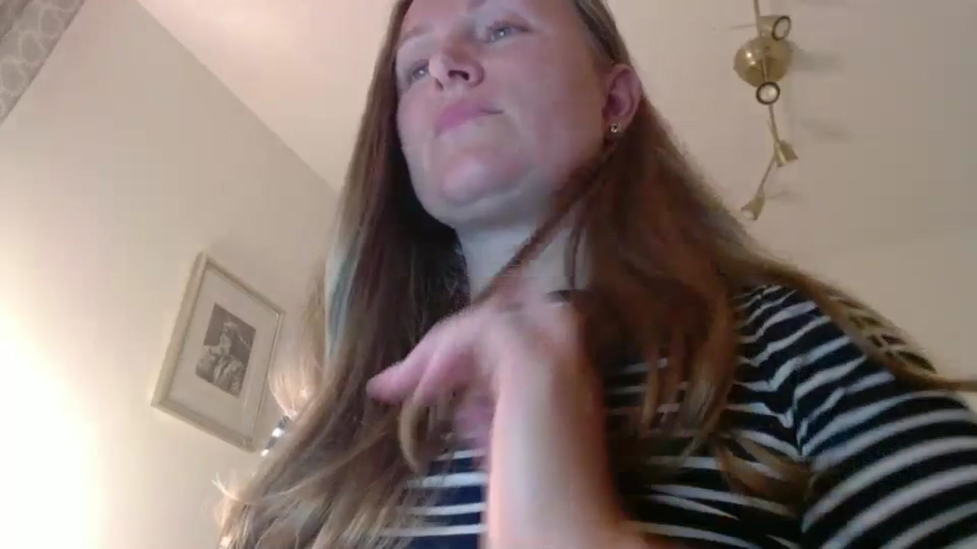 Gallery image thumbnail from JustLily's myfreecams stream on, 09/01/2025, 22:59 image 5 of 20