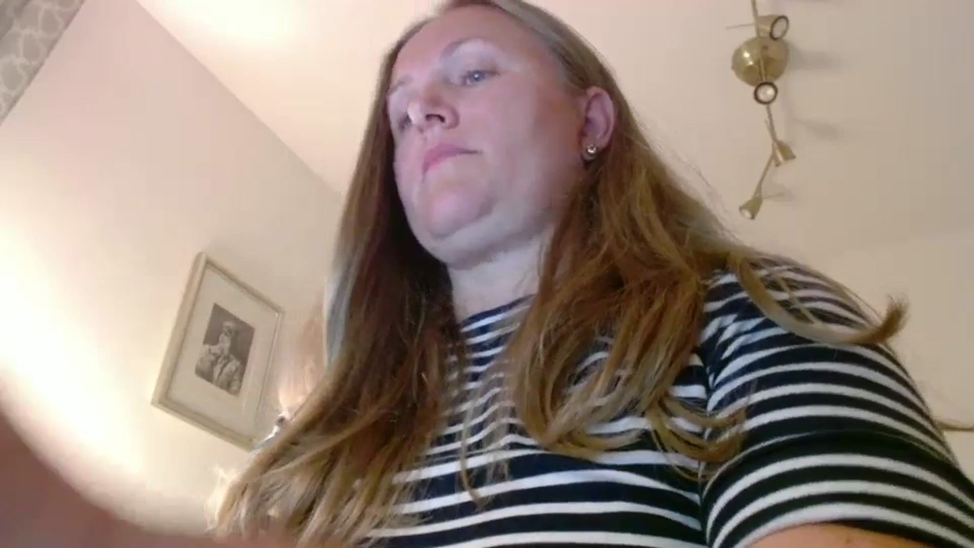 Gallery image thumbnail from JustLily's myfreecams stream on, 09/01/2025, 22:59 image 6 of 20