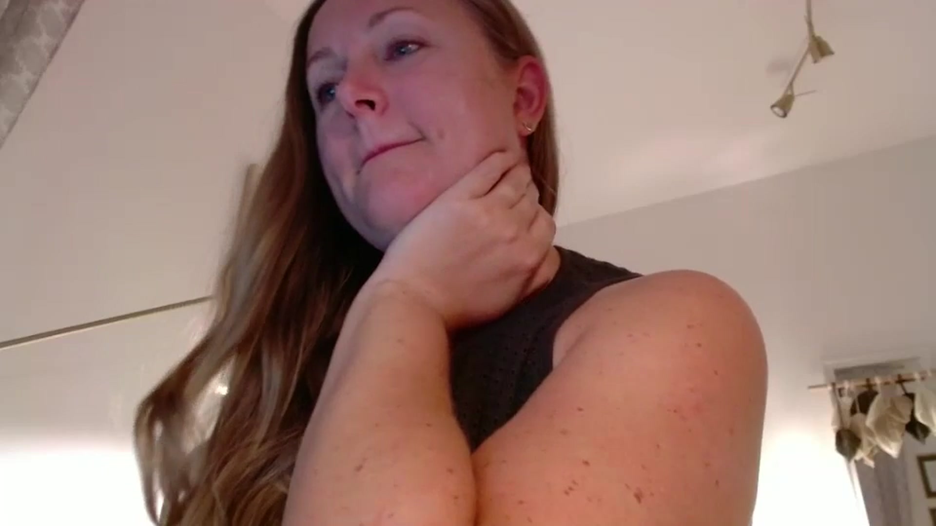 Gallery image thumbnail from JustLily's myfreecams stream on, 09/16/2025, 23:02 image 6 of 20