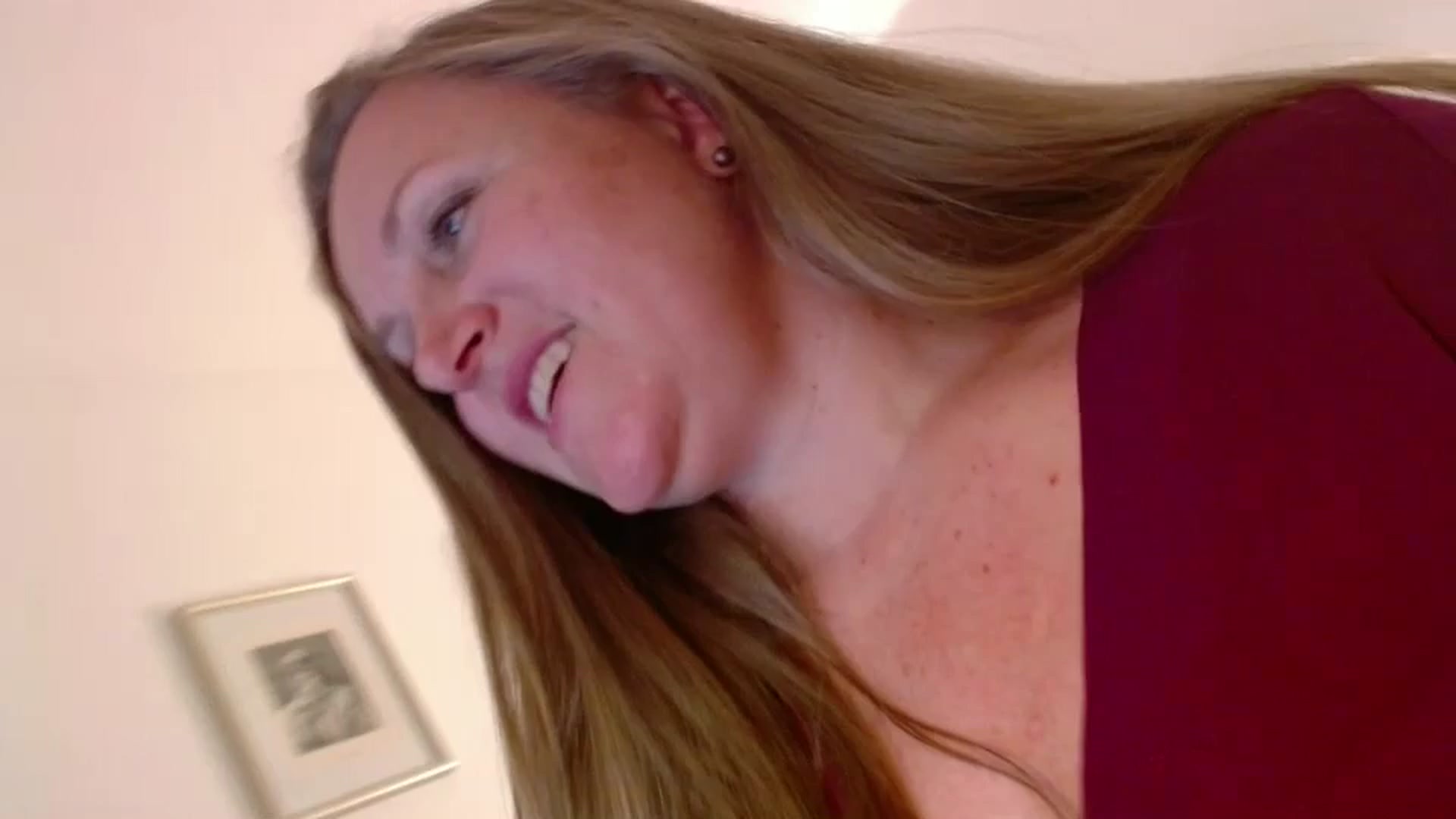 Gallery image thumbnail from JustLily's myfreecams stream on, 09/20/2025, 24:06 image 4 of 20