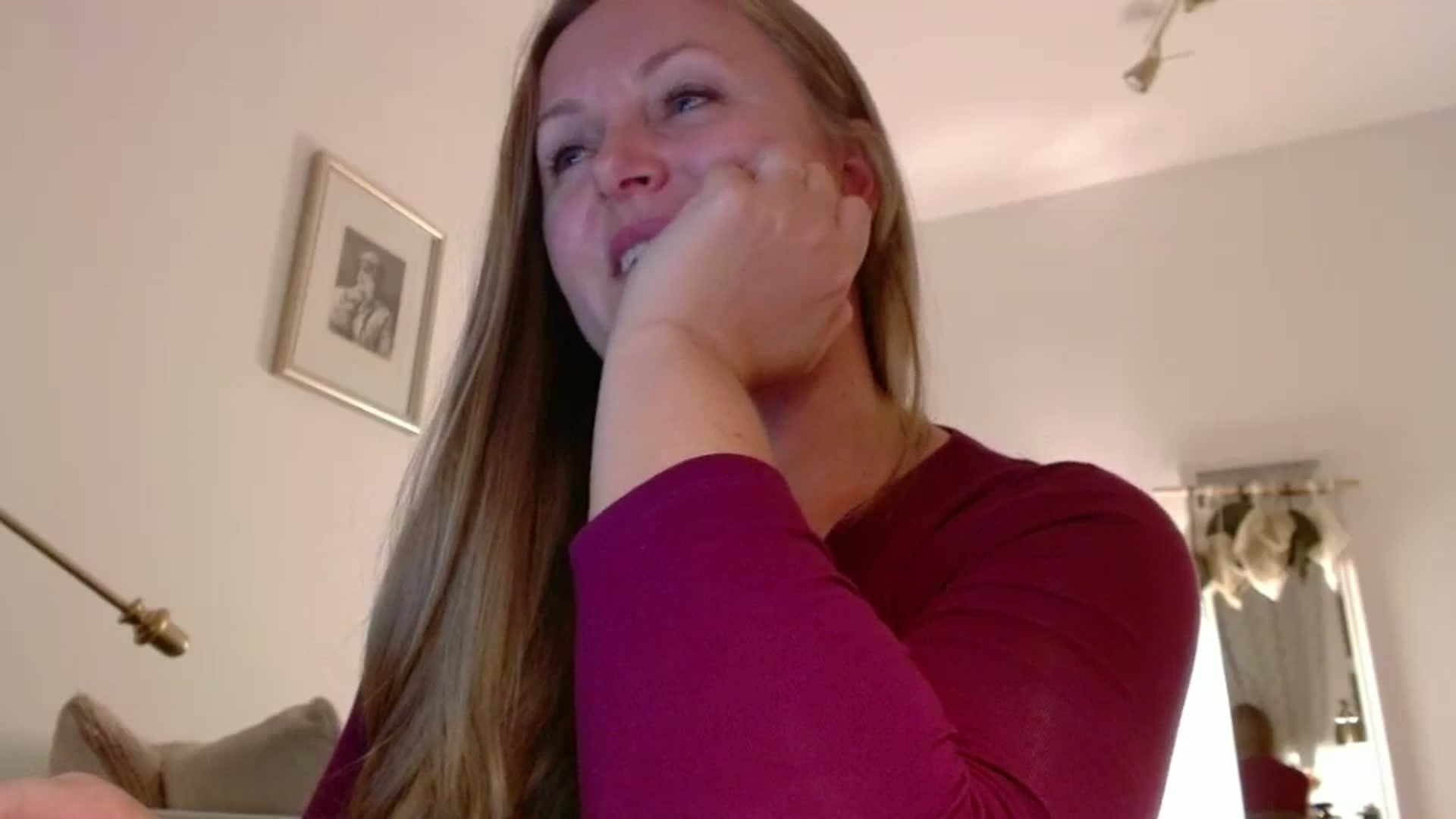 Gallery image thumbnail from JustLily's myfreecams stream on, 09/20/2025, 24:06 image 8 of 20