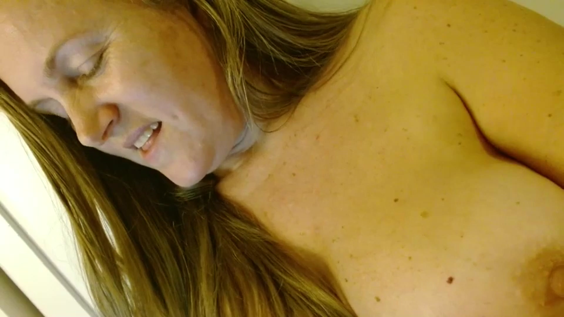 Gallery image thumbnail from JustLily's myfreecams stream on, 10/10/2025, 21:49 image 20 of 20