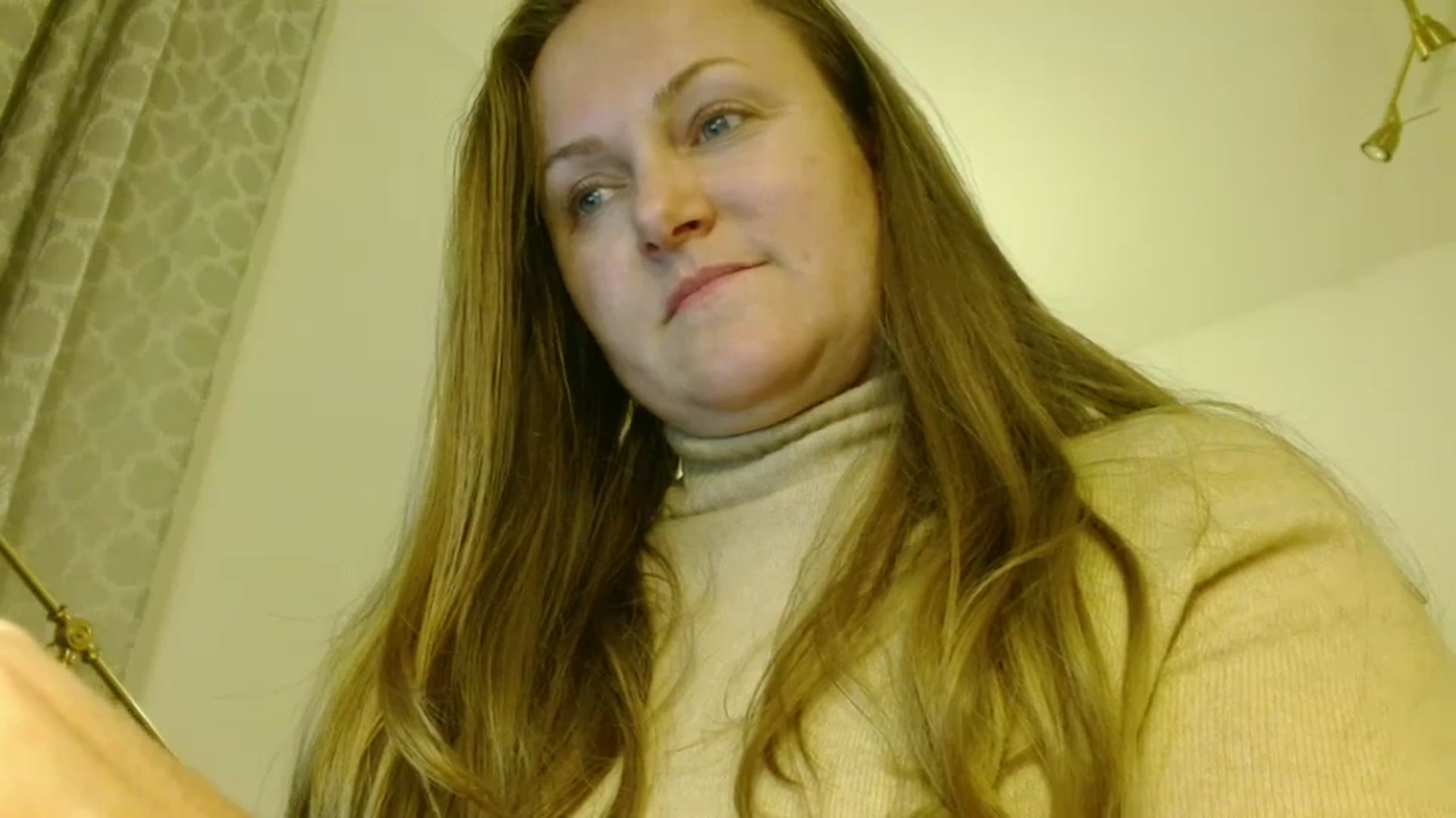 Gallery image thumbnail from JustLily's myfreecams stream on, 11/01/2025, 22:54 image 14 of 20