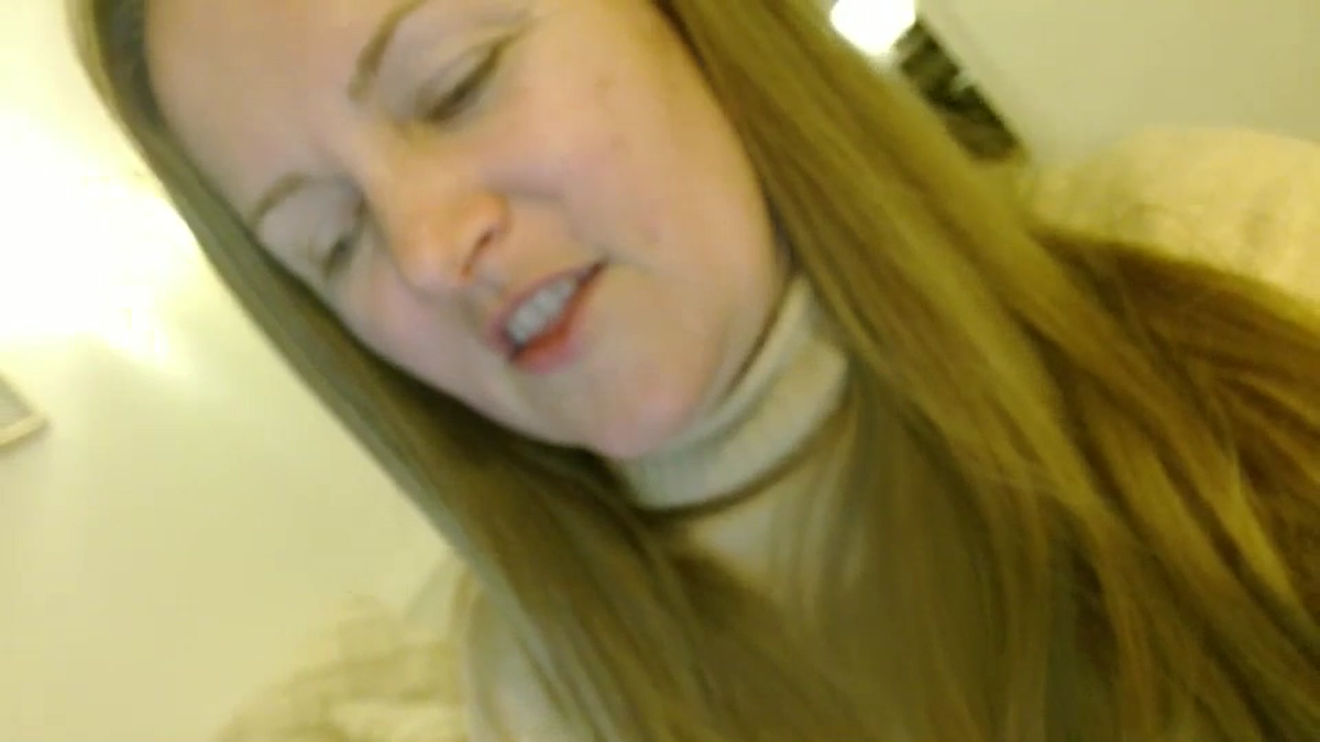 Gallery image thumbnail from JustLily's myfreecams stream on, 11/02/2025, 24:02 image 4 of 20