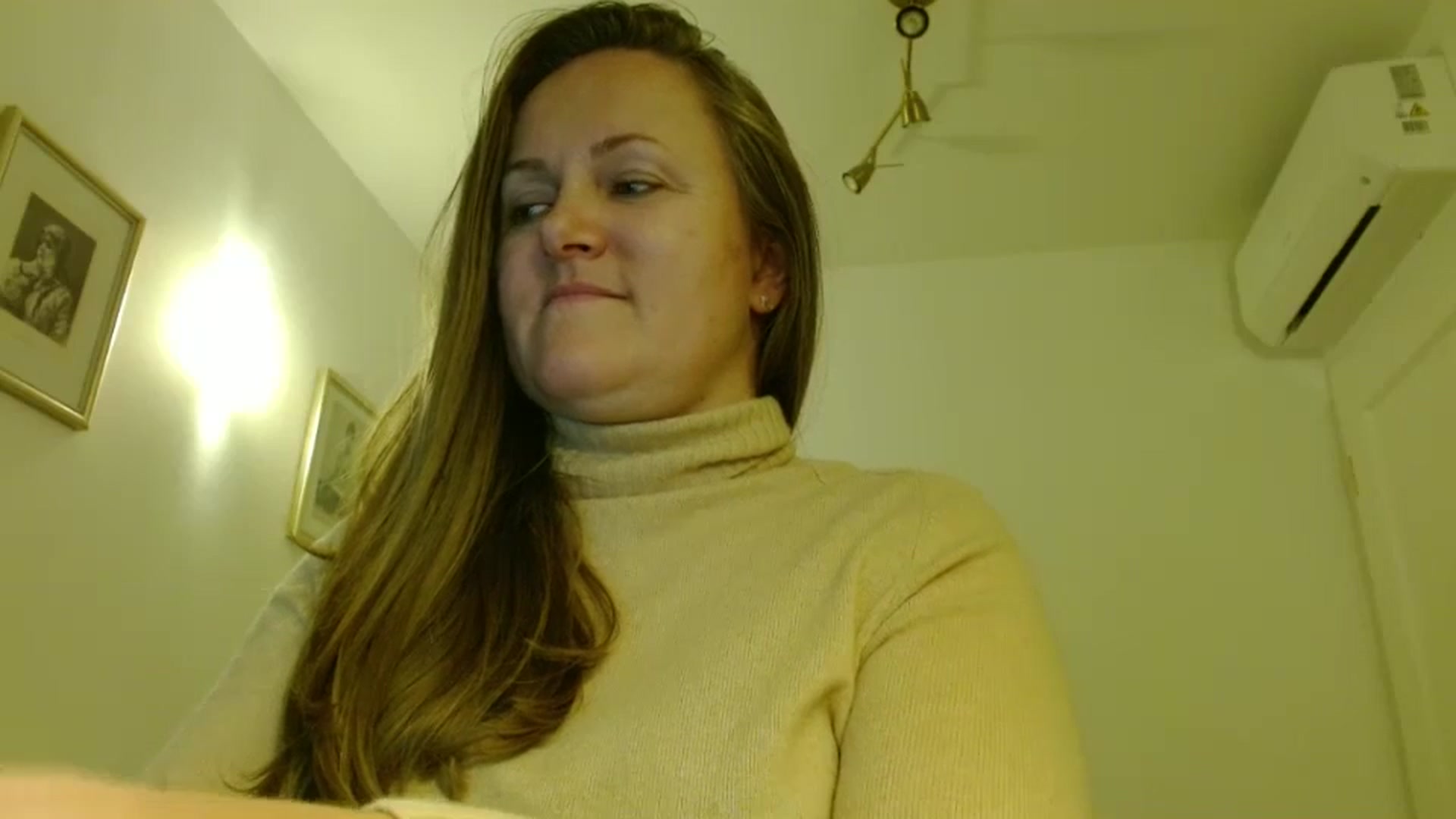Gallery image thumbnail from JustLily's myfreecams stream on, 11/02/2025, 24:02 image 12 of 20