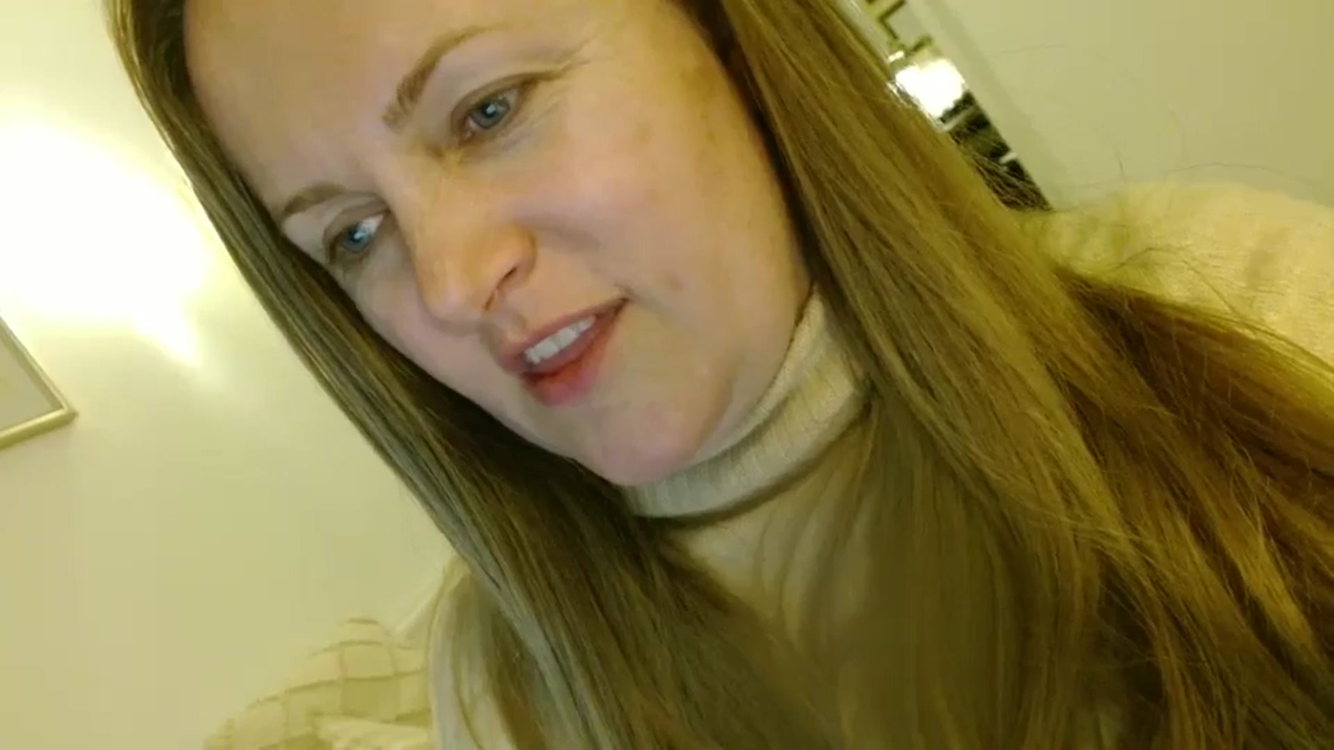 Gallery image thumbnail from JustLily's myfreecams stream on, 11/02/2025, 24:02 image 5 of 20