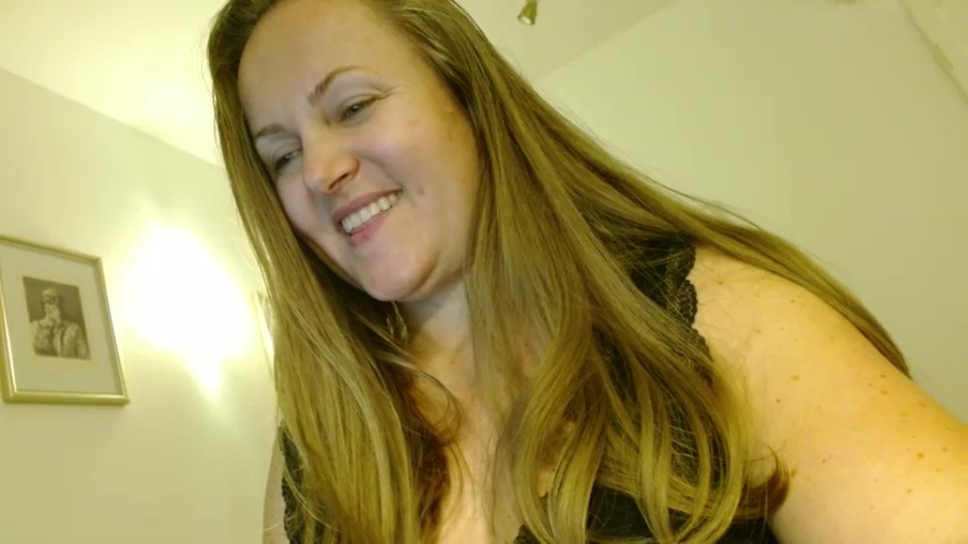 Gallery image thumbnail from JustLily's myfreecams stream on, 11/02/2025, 24:40 image 2 of 20