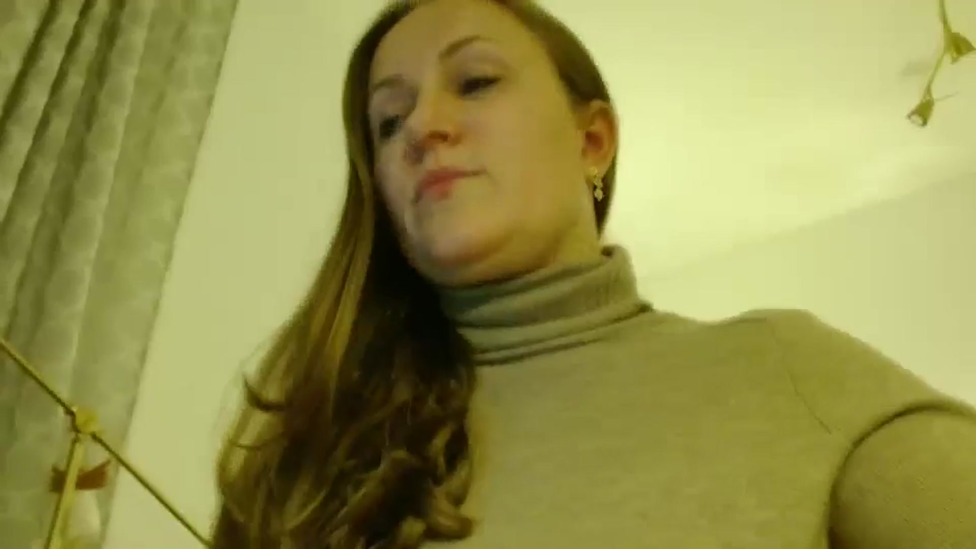 Gallery image thumbnail from JustLily's myfreecams stream on, 11/12/2025, 24:13 image 2 of 20