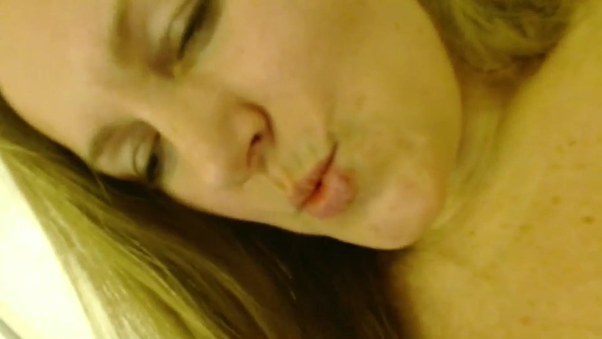 Gallery image thumbnail from JustLily's myfreecams stream on, 12/05/2025, 19:52 image 19 of 20