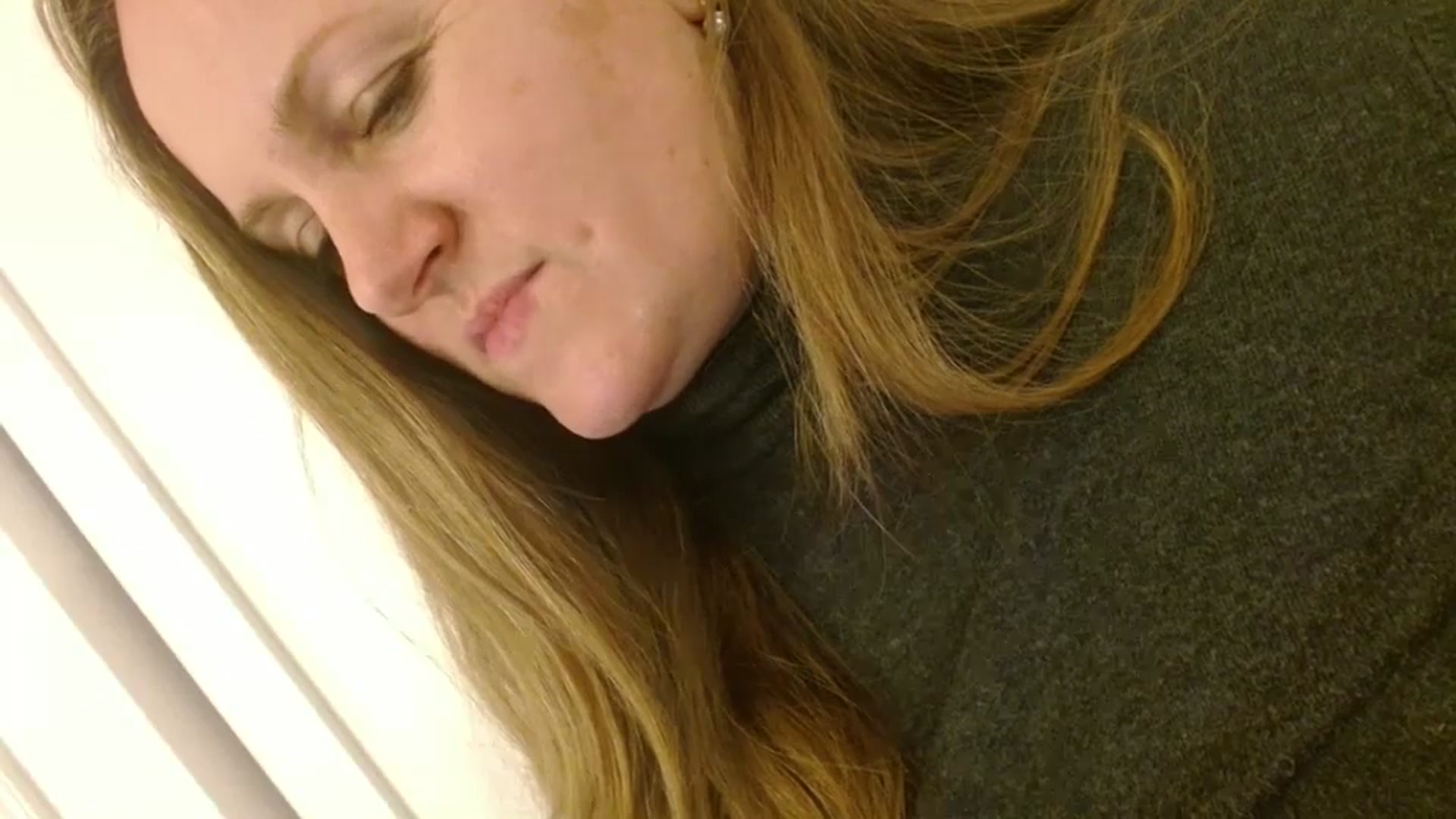 Gallery image thumbnail from JustLily's myfreecams stream on, 12/05/2025, 23:27 image 18 of 20