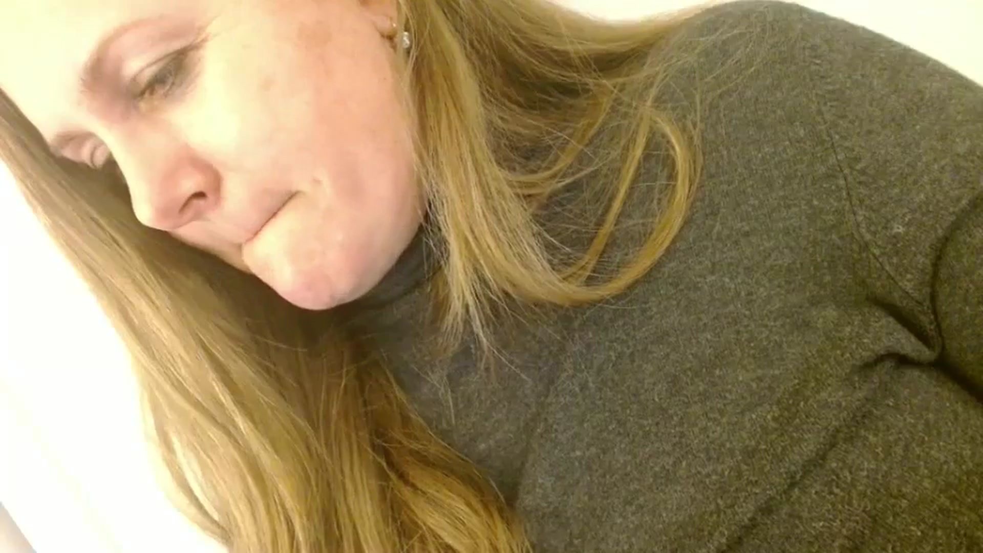 Gallery image thumbnail from JustLily's myfreecams stream on, 12/05/2025, 23:27 image 10 of 20