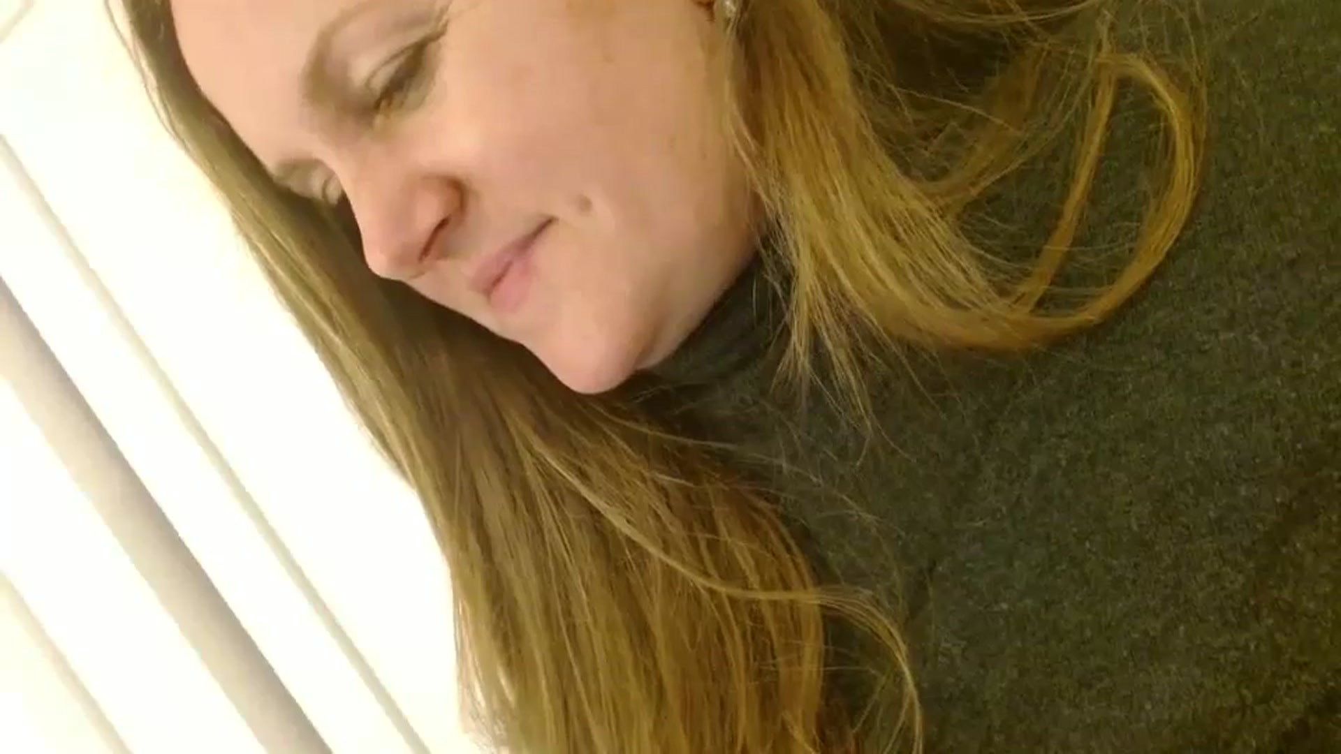 Gallery image thumbnail from JustLily's myfreecams stream on, 12/05/2025, 23:27 image 5 of 20