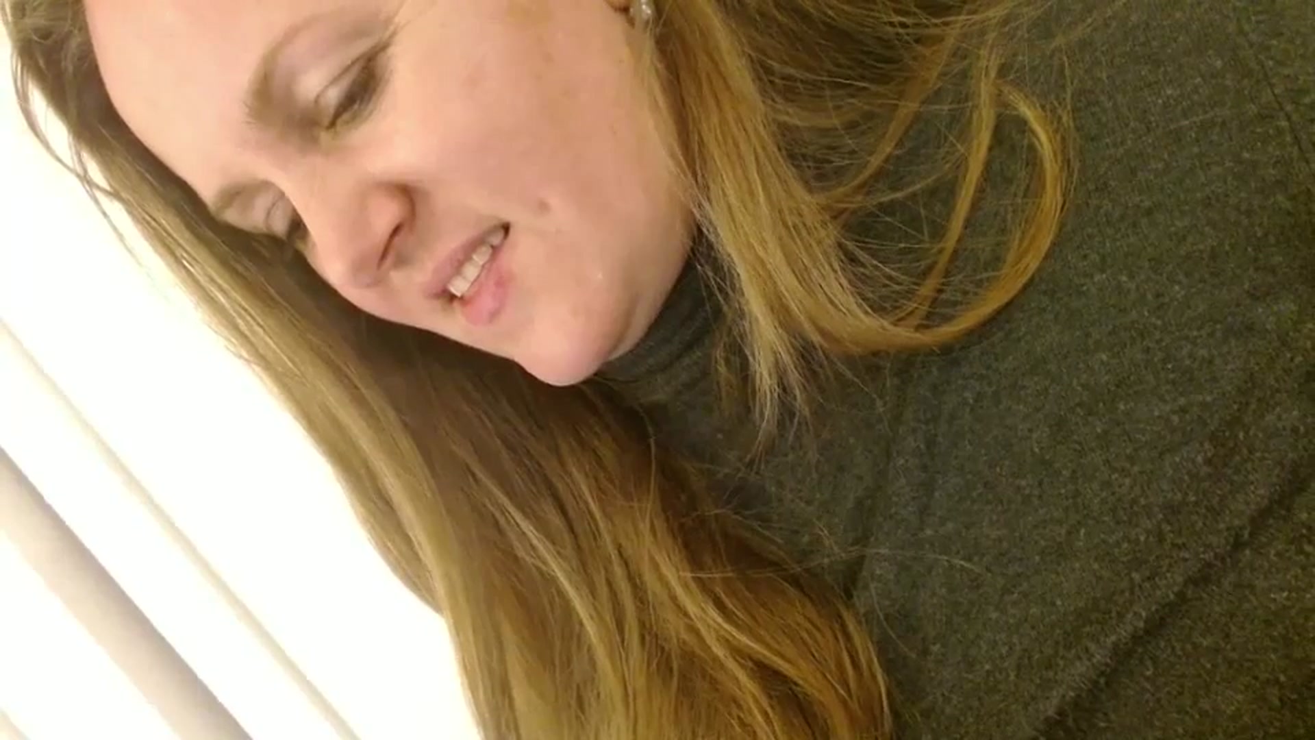 Gallery image thumbnail from JustLily's myfreecams stream on, 12/05/2025, 23:27 image 19 of 20