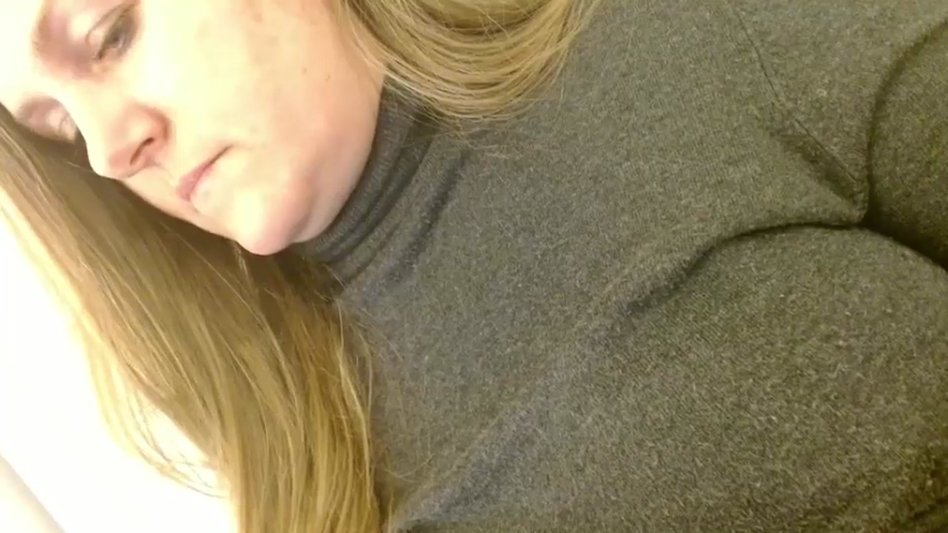 Gallery image thumbnail from JustLily's myfreecams stream on, 12/05/2025, 23:57 image 17 of 20