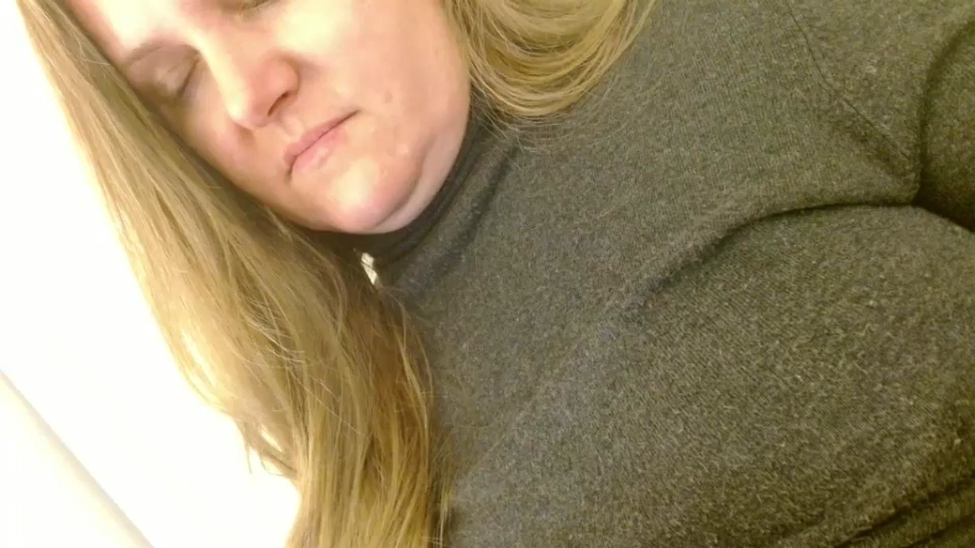 Gallery image thumbnail from JustLily's myfreecams stream on, 12/05/2025, 23:57 image 20 of 20
