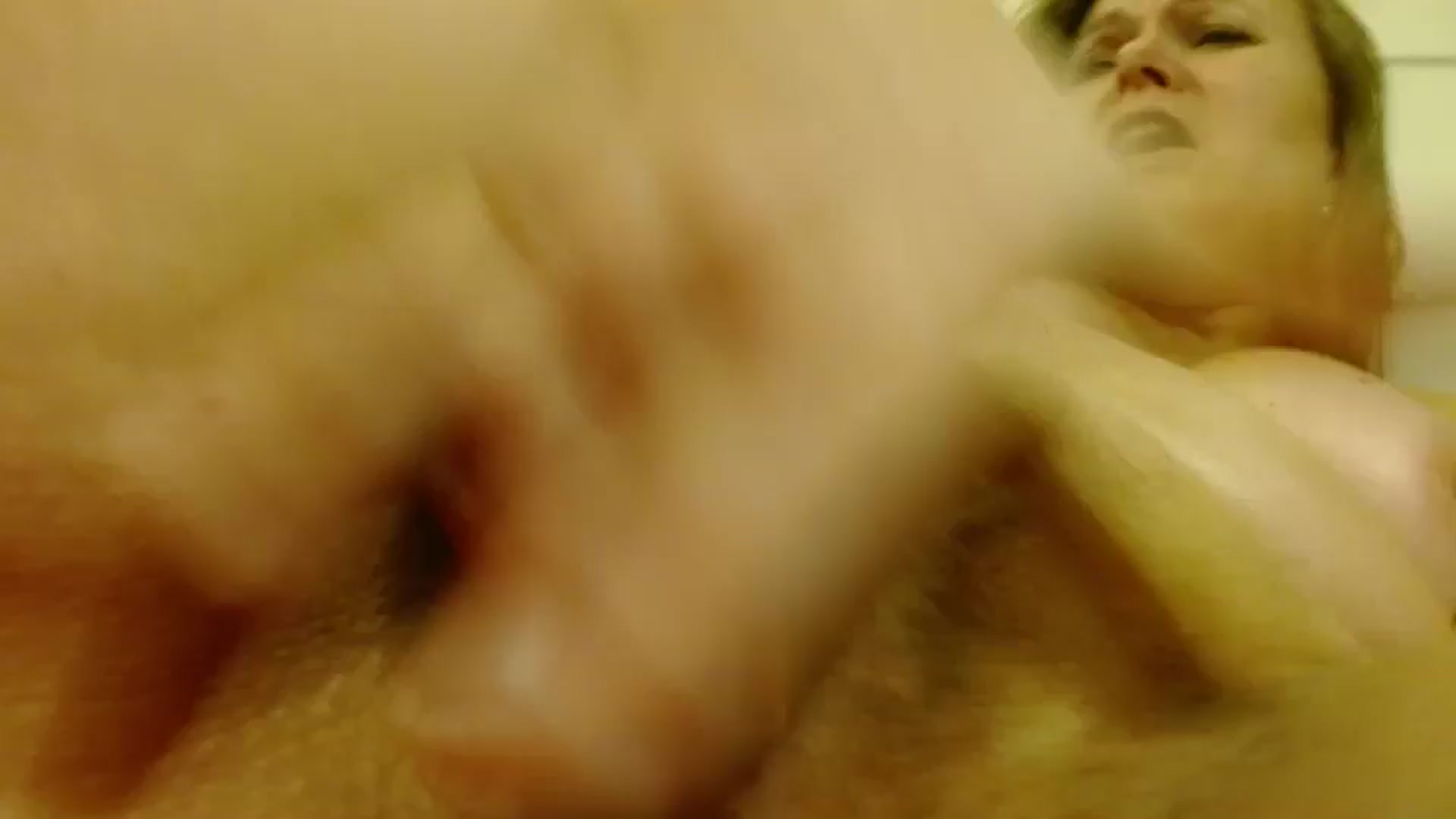 Gallery image thumbnail from JustLily's myfreecams stream on, 12/11/2025, 17:02 image 2 of 20