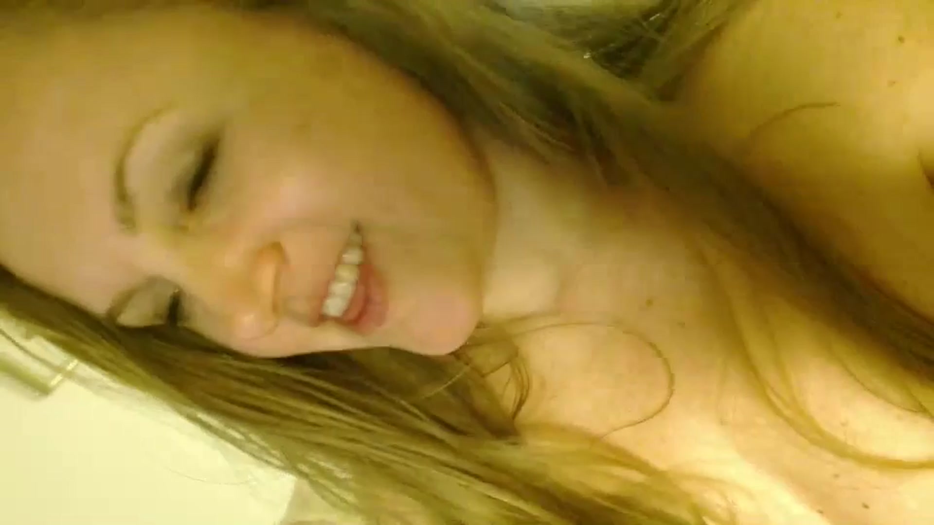 Gallery image thumbnail from JustLily's myfreecams stream on, 12/13/2025, 24:05 image 15 of 20