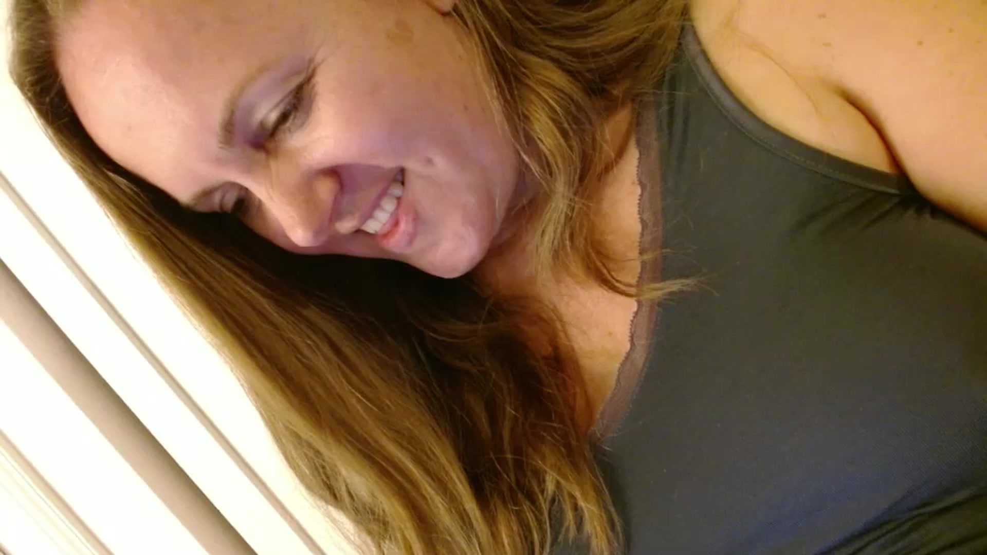 Gallery image thumbnail from JustLily's myfreecams stream on, 12/16/2025, 02:22 image 7 of 20