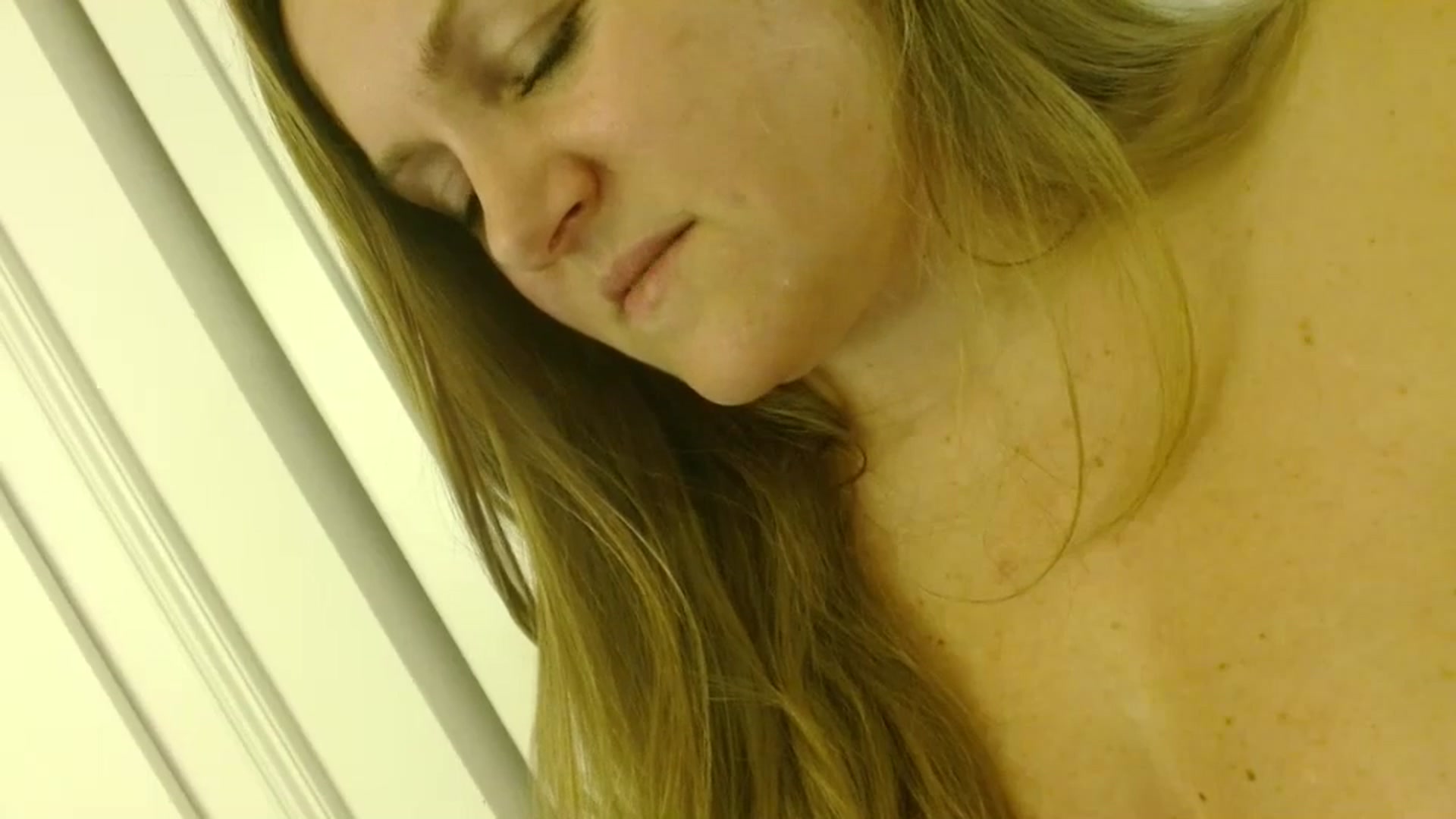 Gallery image thumbnail from JustLily's myfreecams stream on, 12/23/2025, 17:58 image 18 of 20