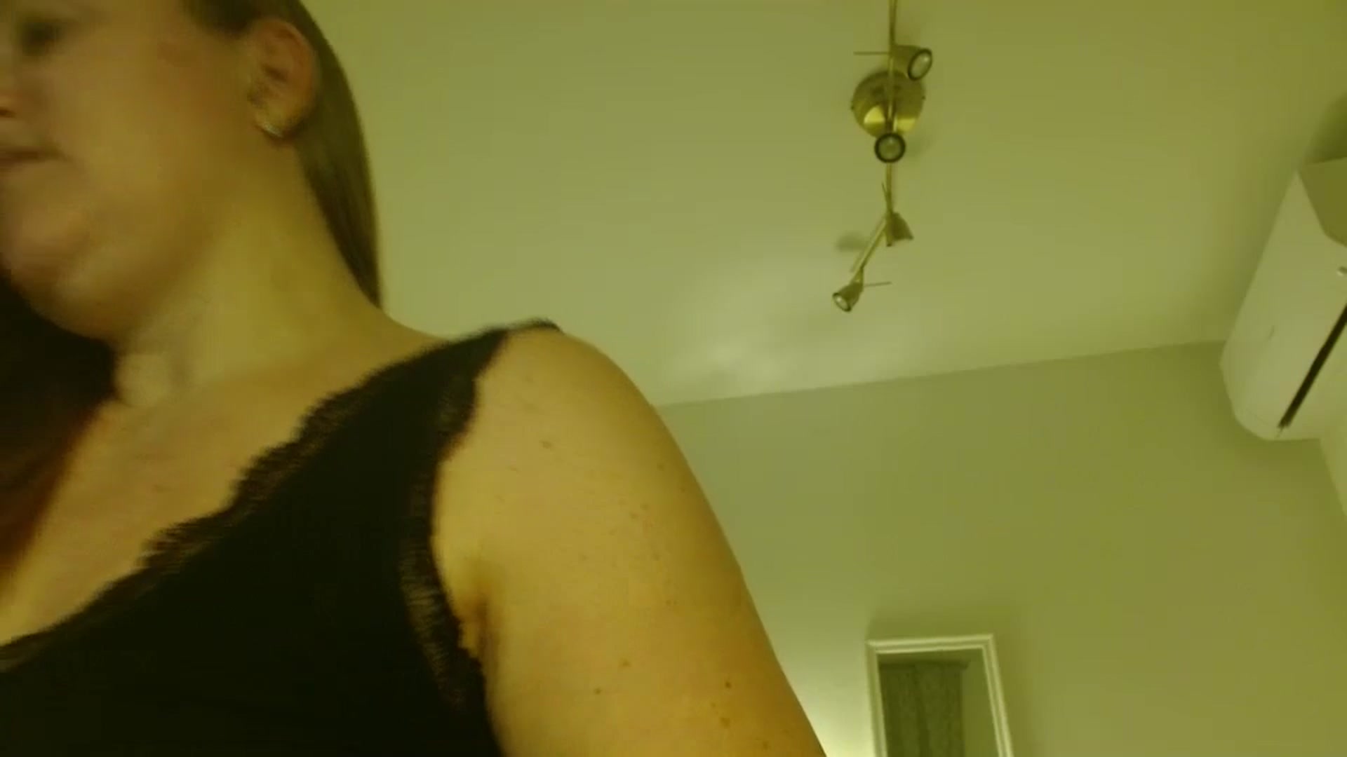 Gallery image thumbnail from JustLily's myfreecams stream on, 01/21/2026, 20:50 image 11 of 20