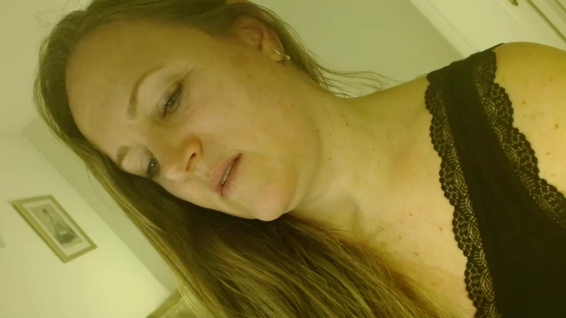 Gallery image thumbnail from JustLily's myfreecams stream on, 01/21/2026, 20:50 image 6 of 20