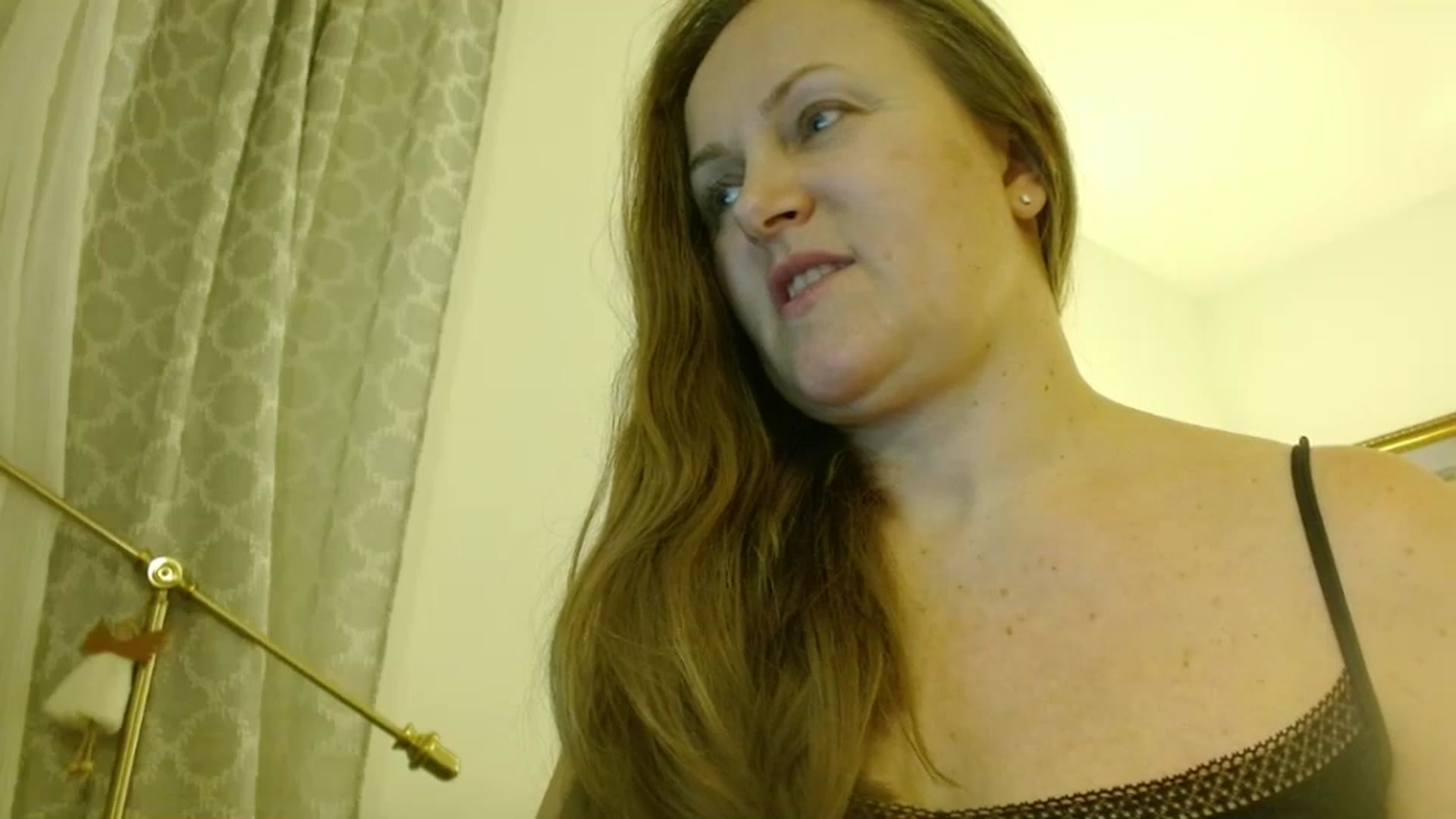 Gallery image thumbnail from JustLily's myfreecams stream on, 02/12/2026, 23:27 image 15 of 20