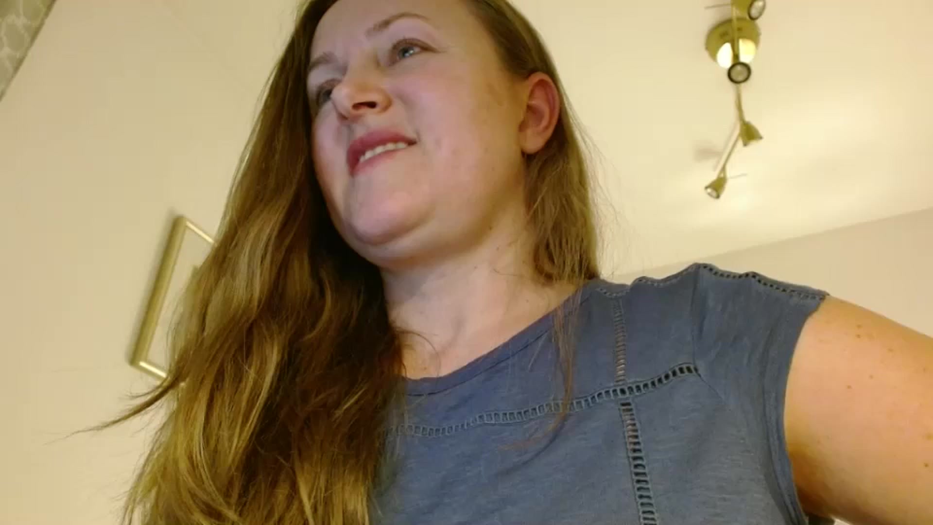 Gallery image thumbnail from JustLily's myfreecams stream on, 02/16/2026, 17:43 image 14 of 20