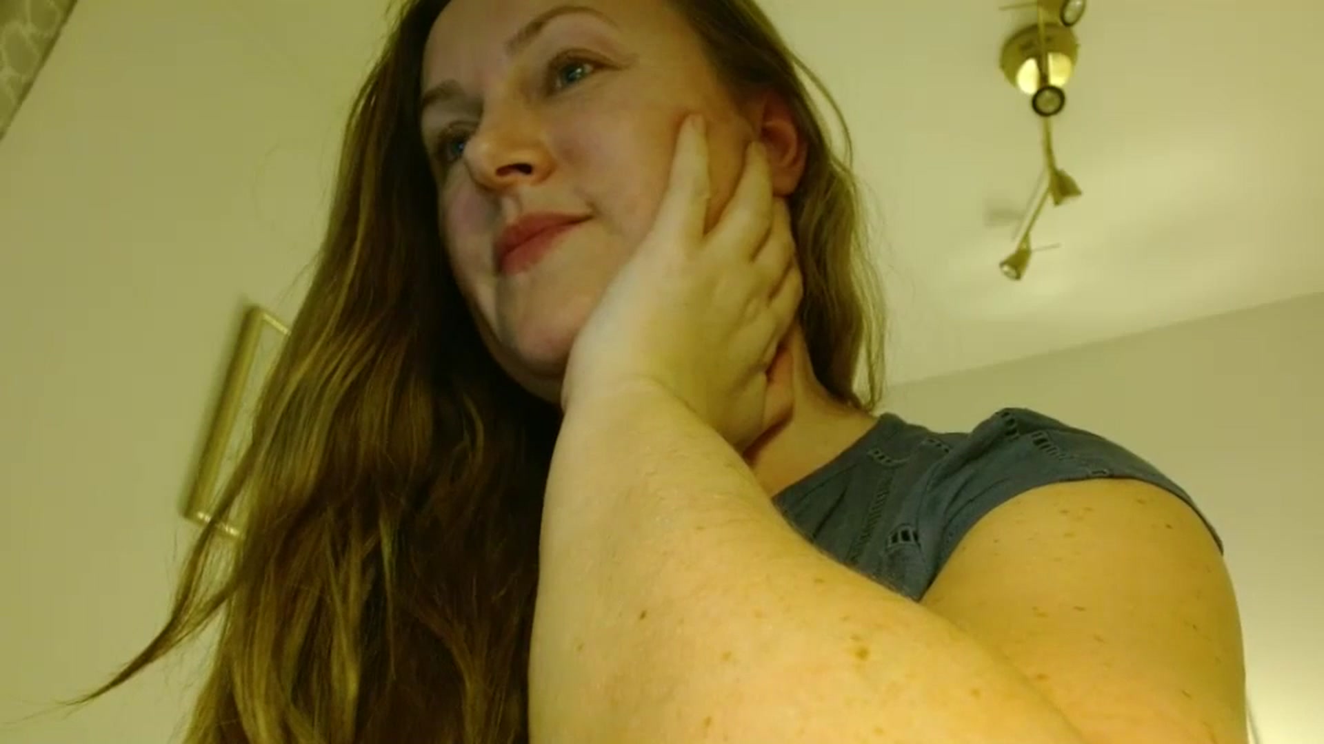 Gallery image thumbnail from JustLily's myfreecams stream on, 02/16/2026, 17:43 image 2 of 20