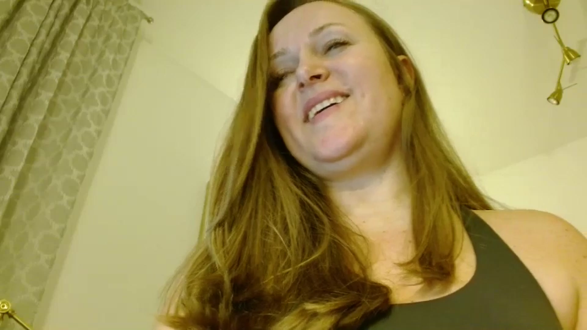 Gallery image thumbnail from JustLily's myfreecams stream on, 02/17/2026, 21:31 image 6 of 20