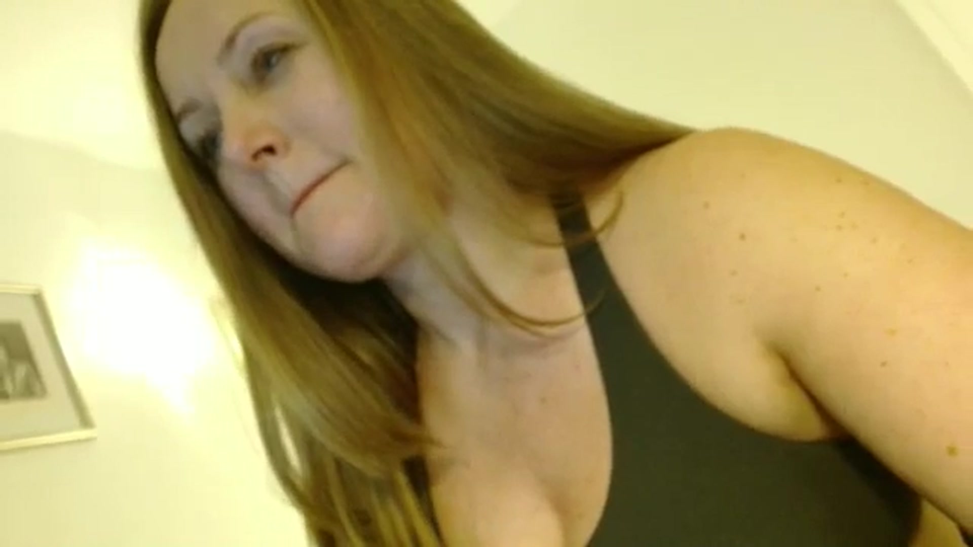 Gallery image thumbnail from JustLily's myfreecams stream on, 02/17/2026, 23:35 image 16 of 20