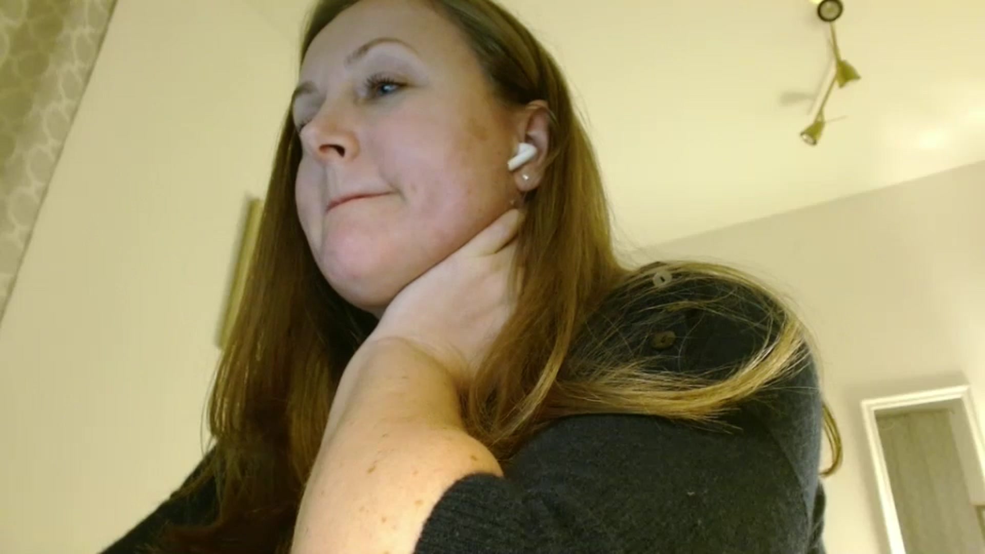 Gallery image thumbnail from JustLily's myfreecams stream on, 02/18/2026, 21:07 image 13 of 20