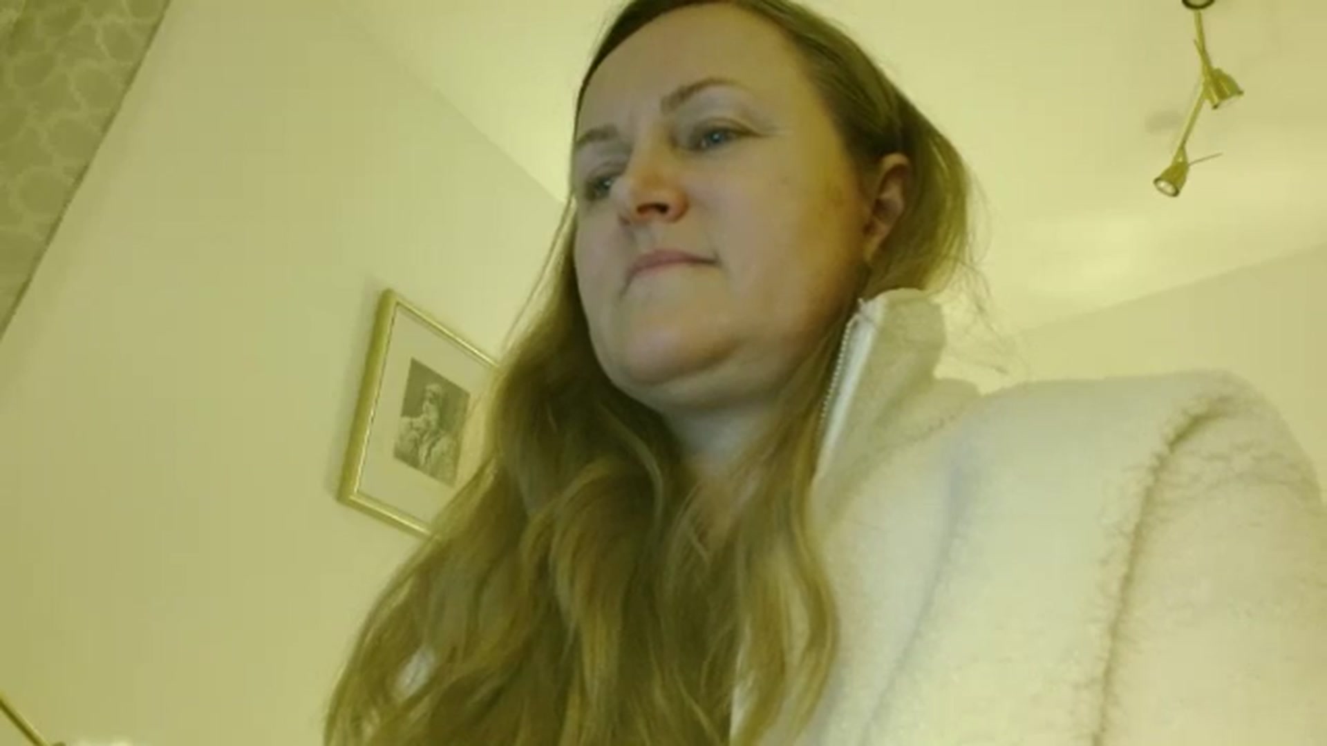 Gallery image thumbnail from JustLily's myfreecams stream on, 03/16/2026, 23:23 image 10 of 20
