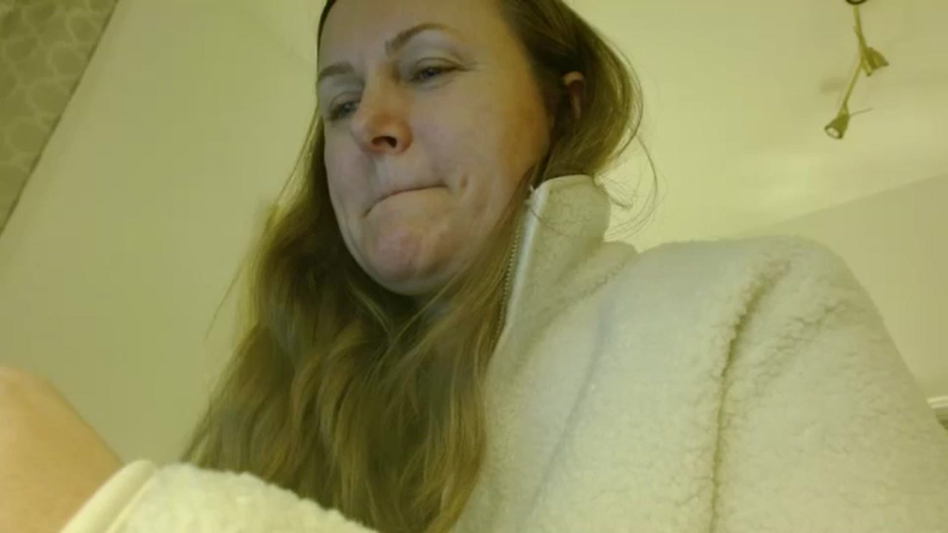 Gallery image thumbnail from JustLily's myfreecams stream on, 03/16/2026, 23:23 image 4 of 20