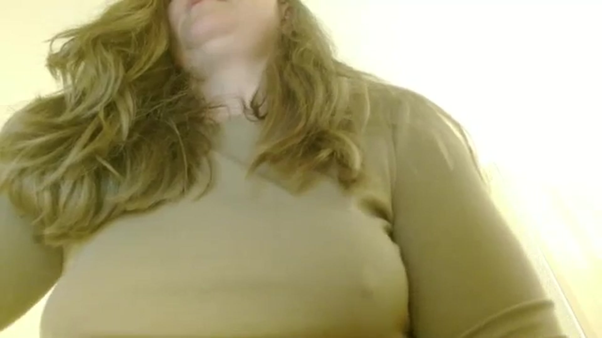 Gallery image thumbnail from JustLily's myfreecams stream on, 03/23/2026, 22:36 image 15 of 20