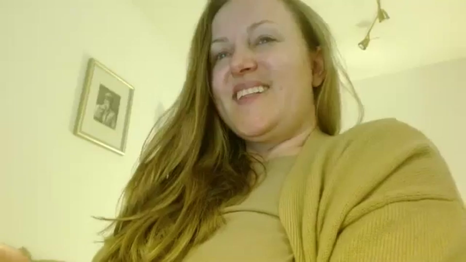 Gallery image thumbnail from JustLily's myfreecams stream on, 03/23/2026, 22:36 image 7 of 20