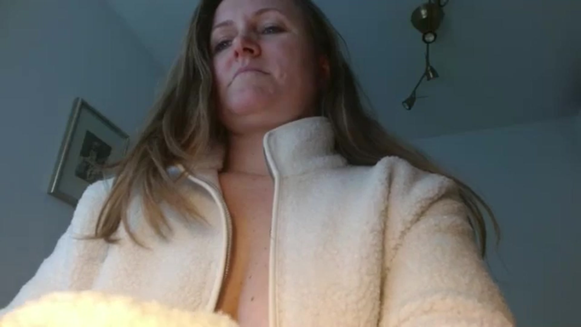 Gallery image thumbnail from JustLily's myfreecams stream on, 03/26/2026, 15:14 image 8 of 20