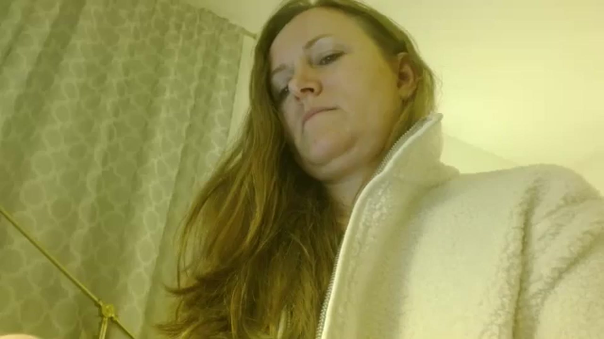 Gallery image thumbnail from JustLily's myfreecams stream on, 03/26/2026, 23:19 image 16 of 20