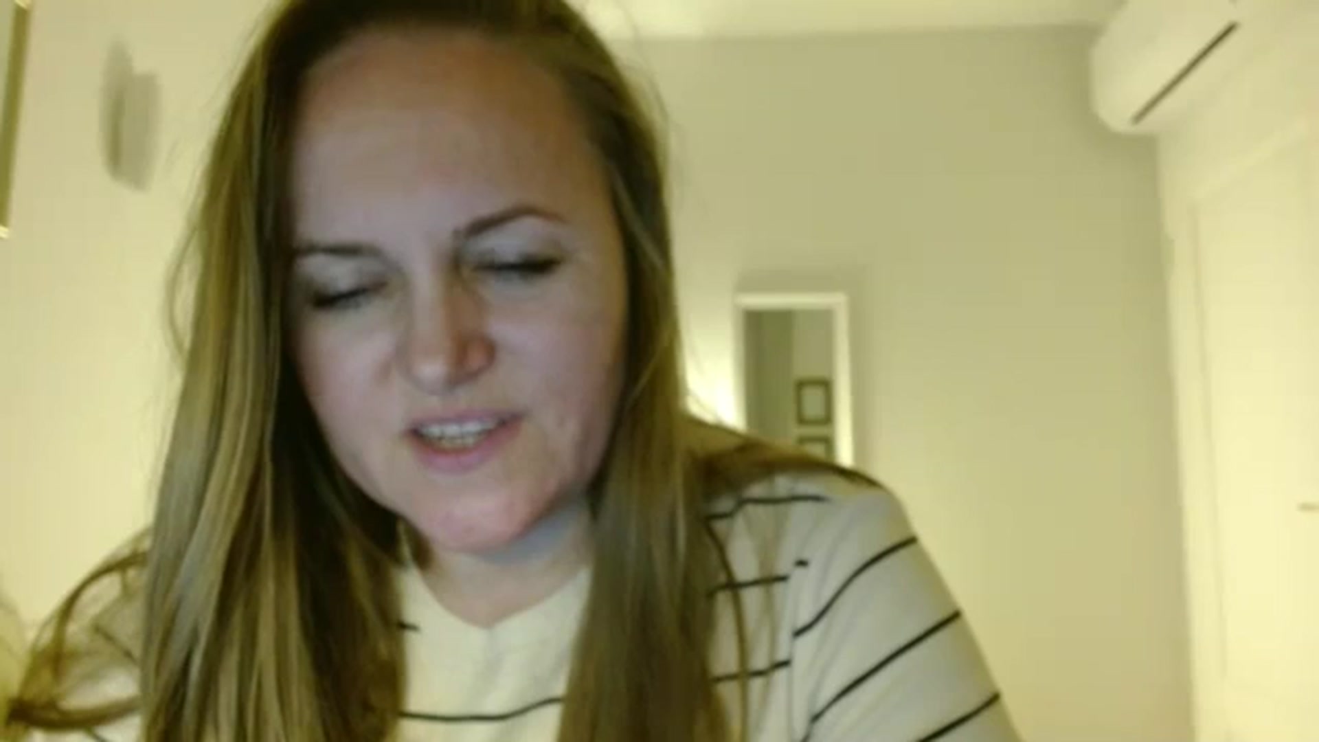 Gallery image thumbnail from JustLily's myfreecams stream on, 04/08/2026, 20:34 image 18 of 20
