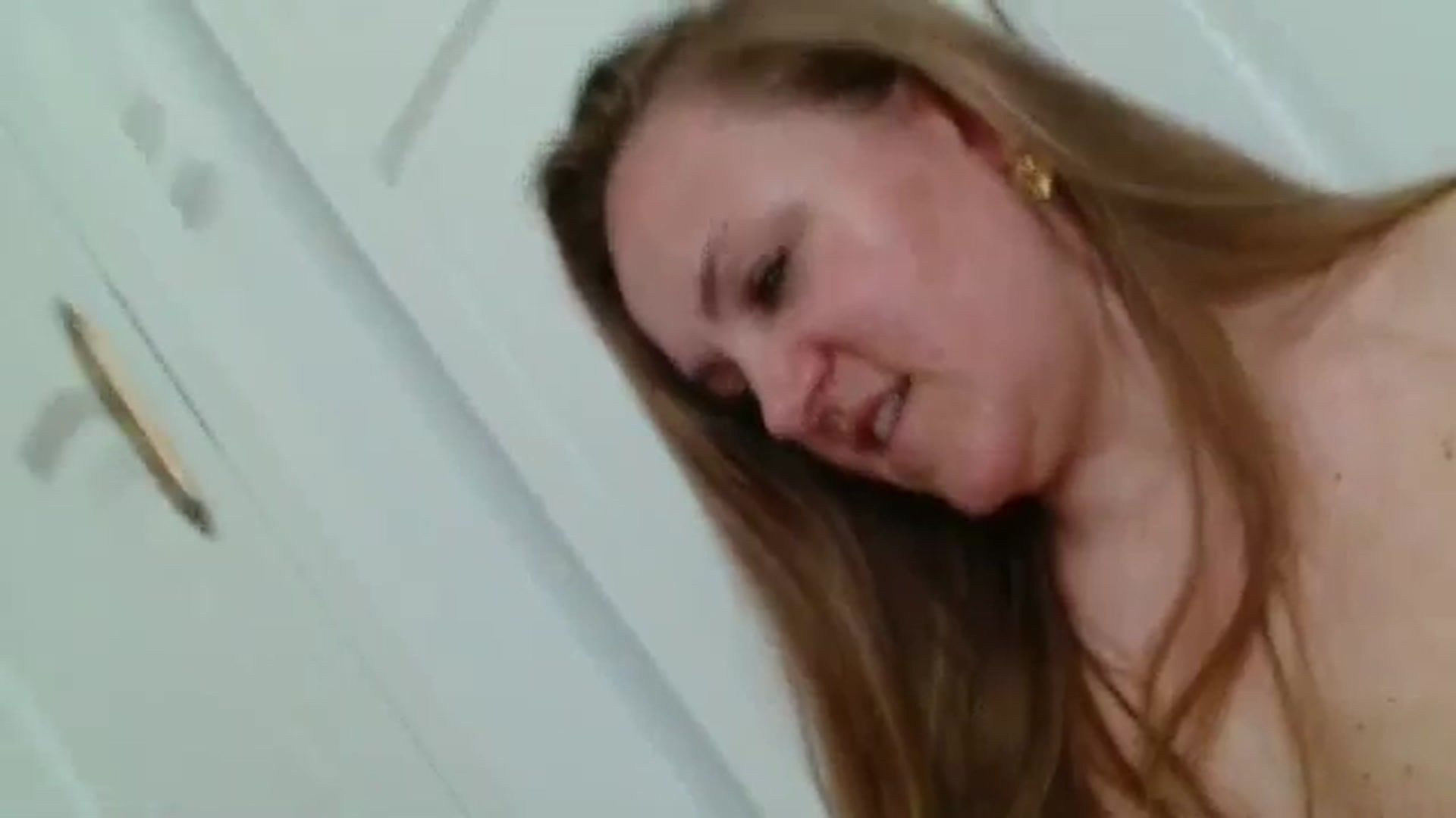 Gallery image thumbnail from JustLily's myfreecams stream on, 04/25/2026, 12:34 image 19 of 20