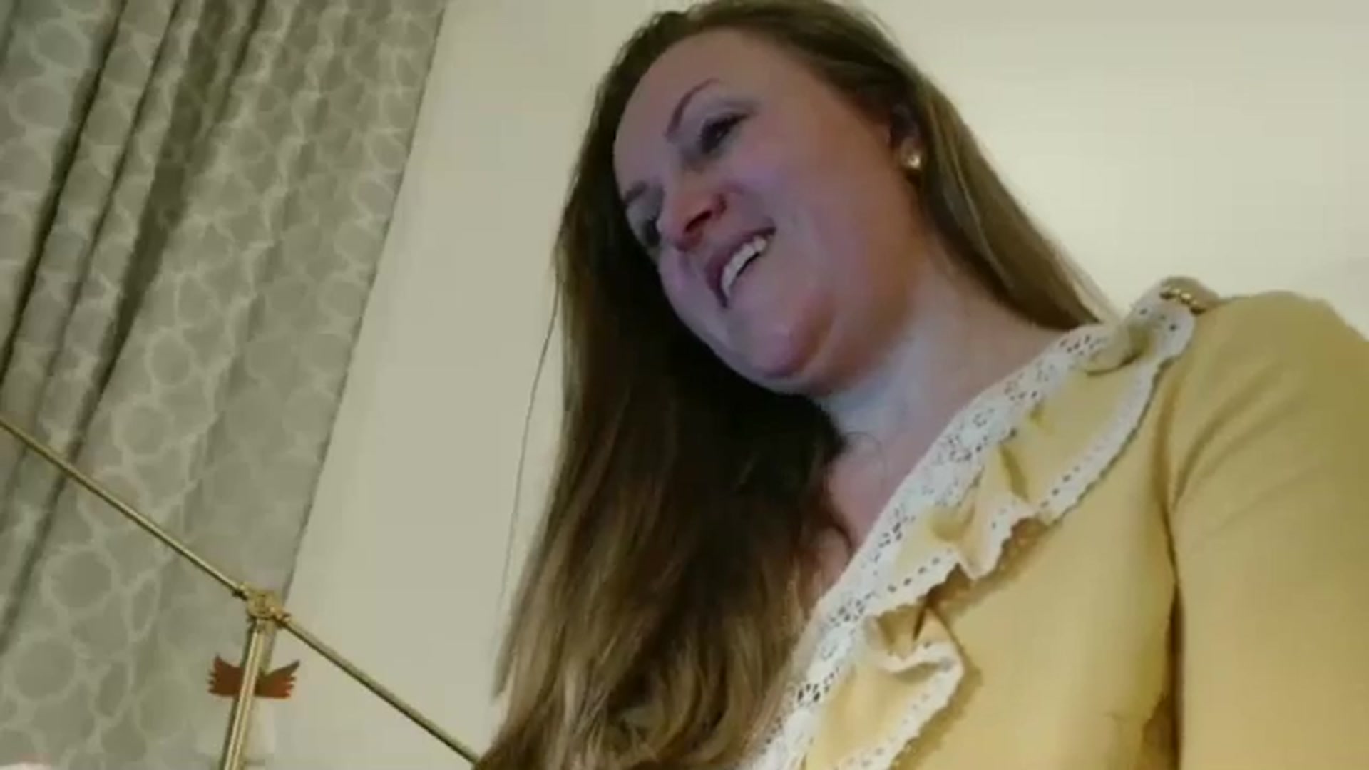 Gallery image thumbnail from JustLily's myfreecams stream on, 04/28/2026, 24:08 image 5 of 20