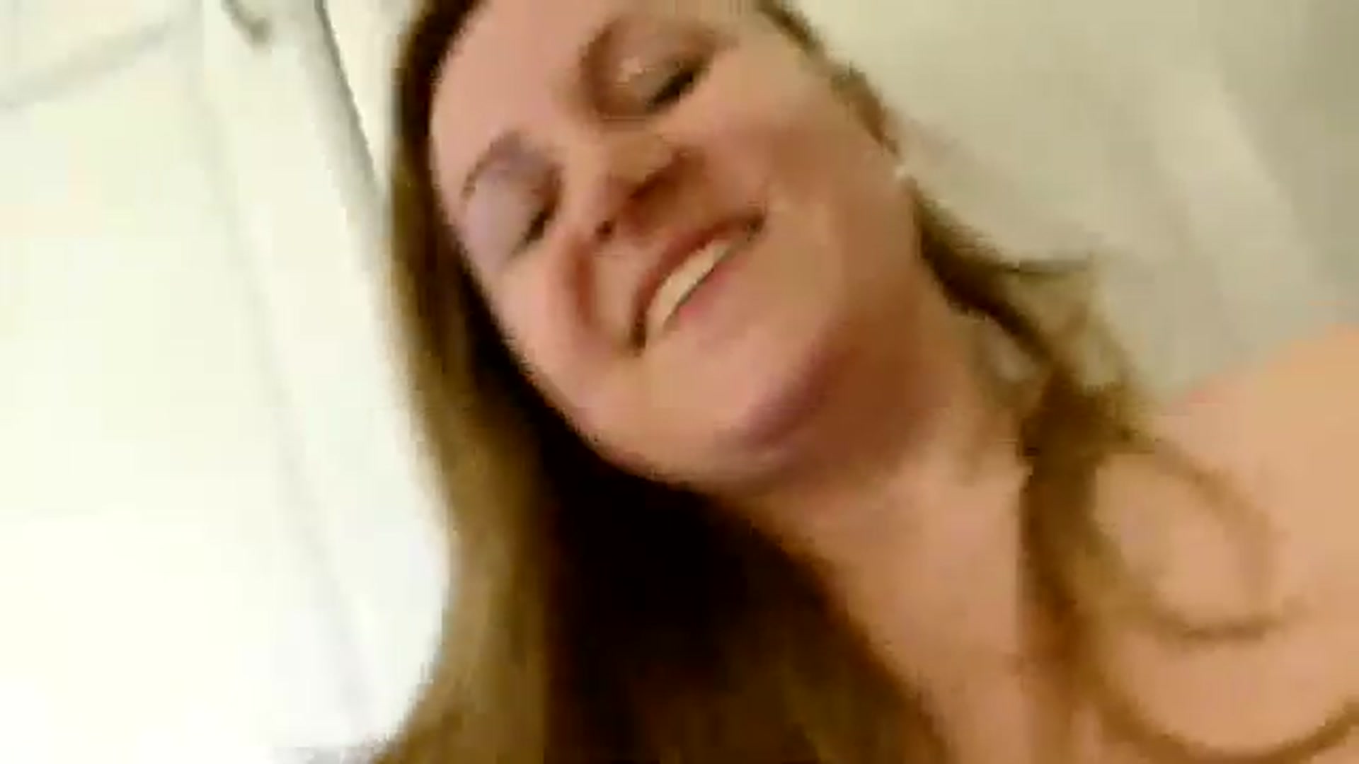 Gallery image thumbnail from JustLily's myfreecams stream on, 04/29/2026, 02:04 image 6 of 20