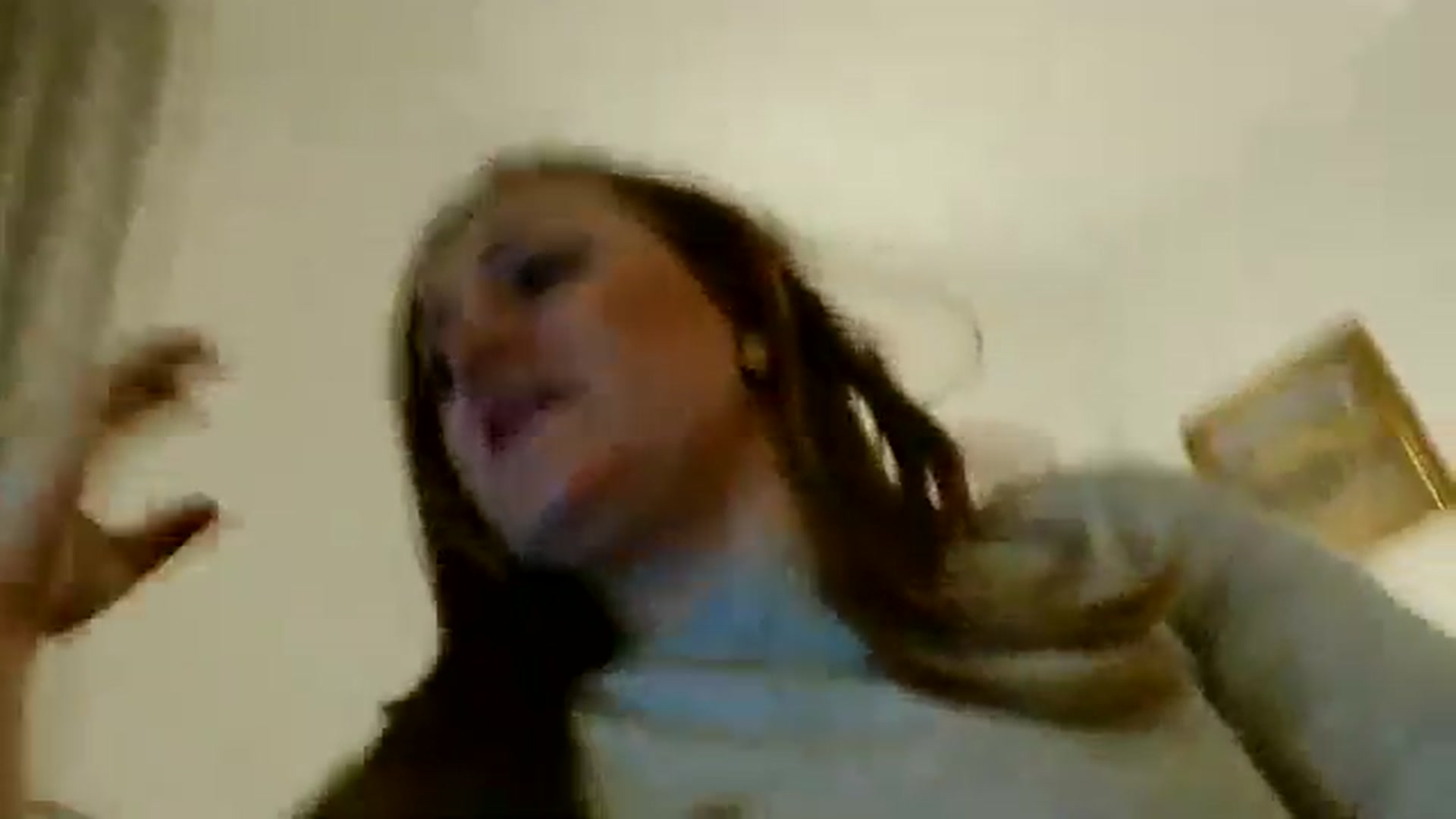 Gallery image thumbnail from JustLily's myfreecams stream on, 04/29/2026, 21:15 image 18 of 20