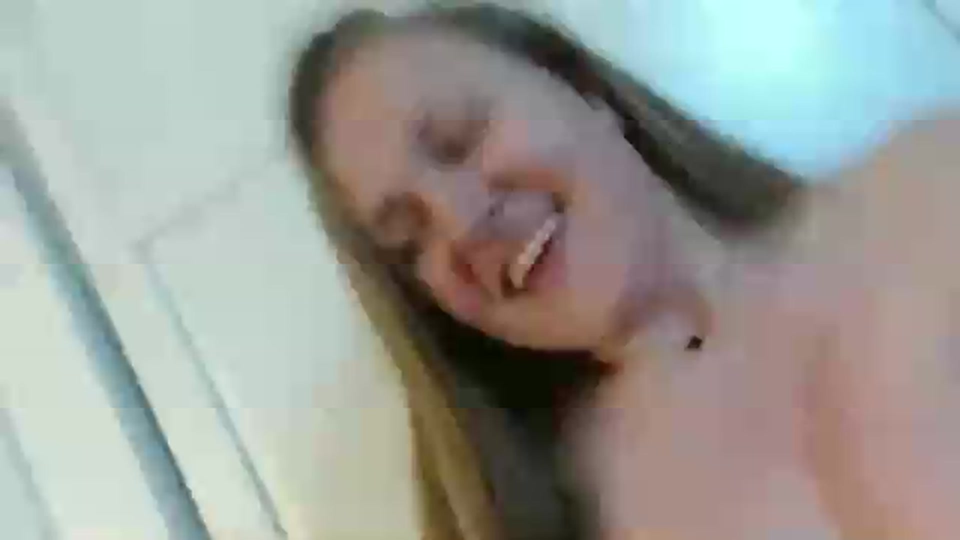 Gallery image thumbnail from JustLily's myfreecams stream on, 05/15/2026, 13:52 image 12 of 20