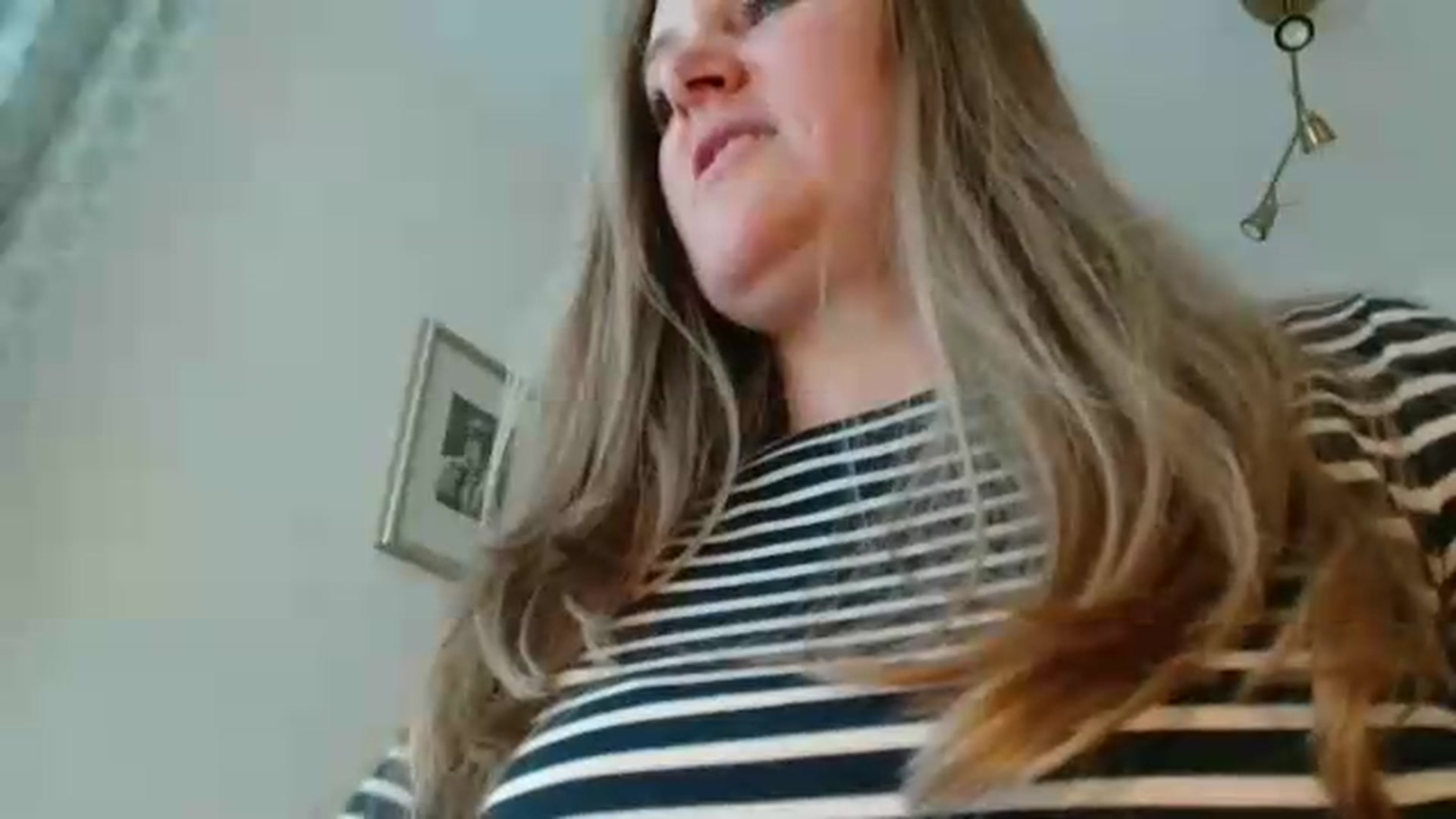 Gallery image thumbnail from JustLily's myfreecams stream on, 05/22/2026, 14:14 image 3 of 20