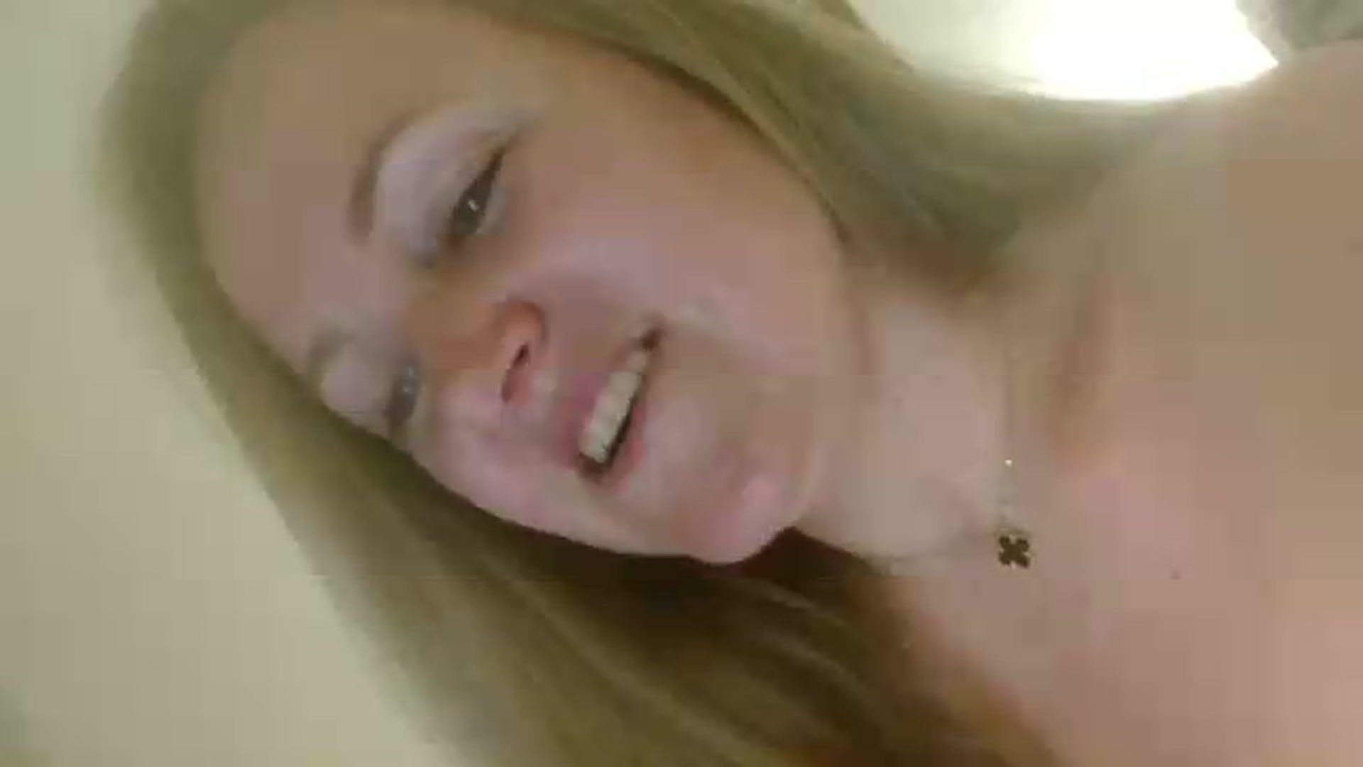 Gallery image thumbnail from JustLily's myfreecams stream on, 05/27/2026, 19:47 image 8 of 20